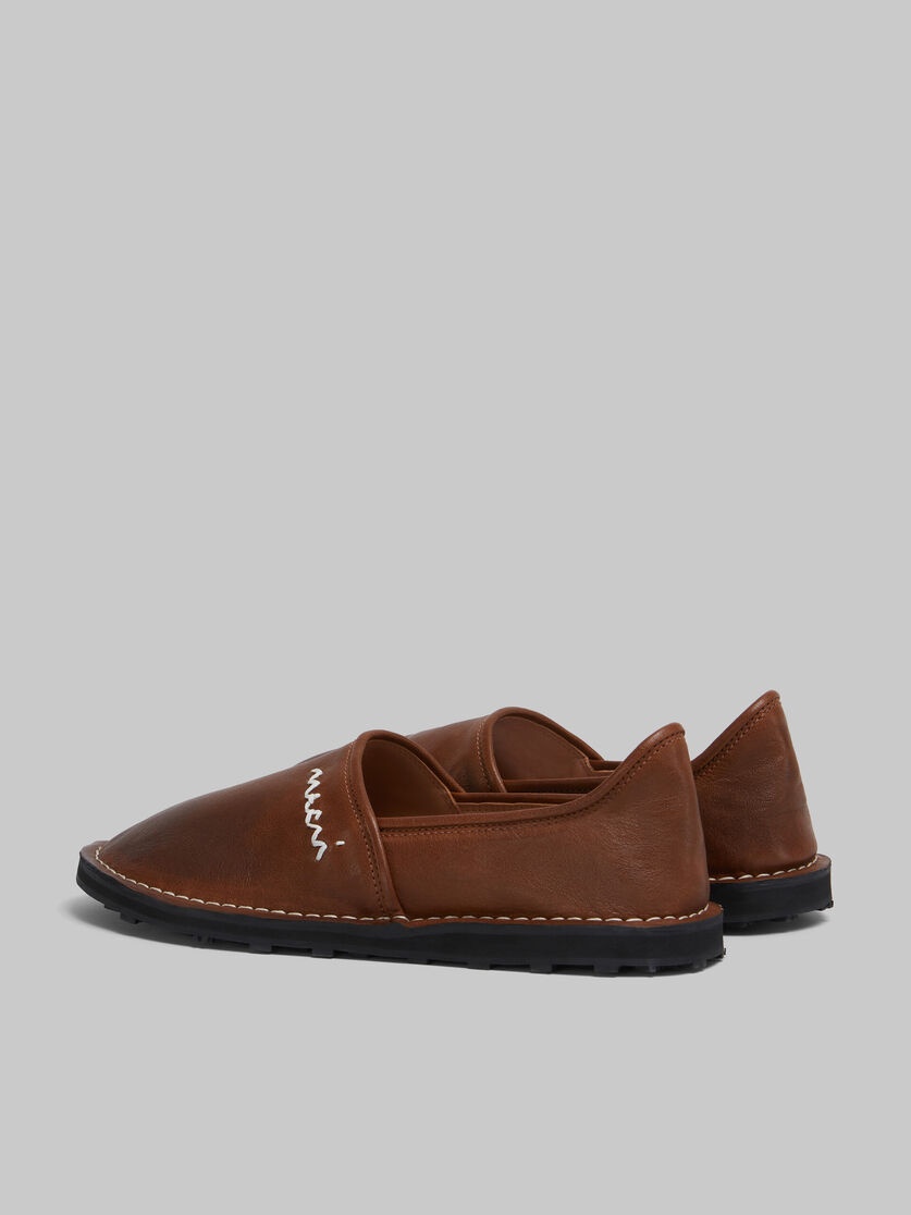 BROWN LEATHER SLIP-ON LOAFER WITH MARNI SYMBOL - 3