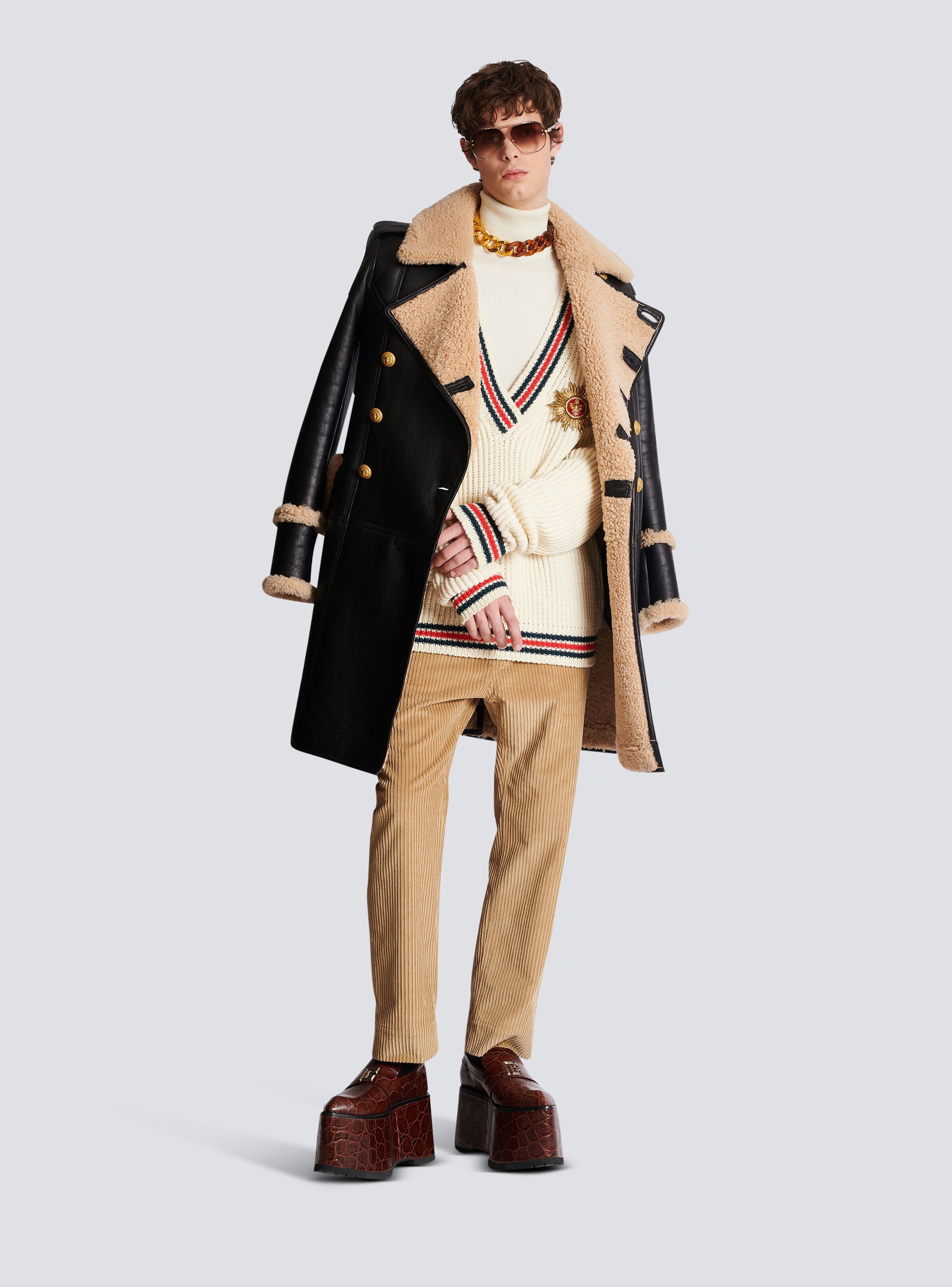 Knit jumper with insignia - 2