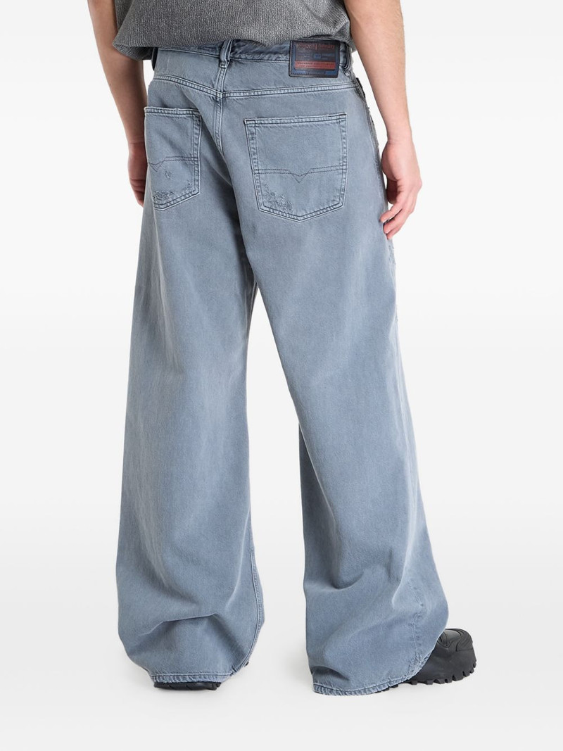 D-Rise distressed-effect jeans 3
