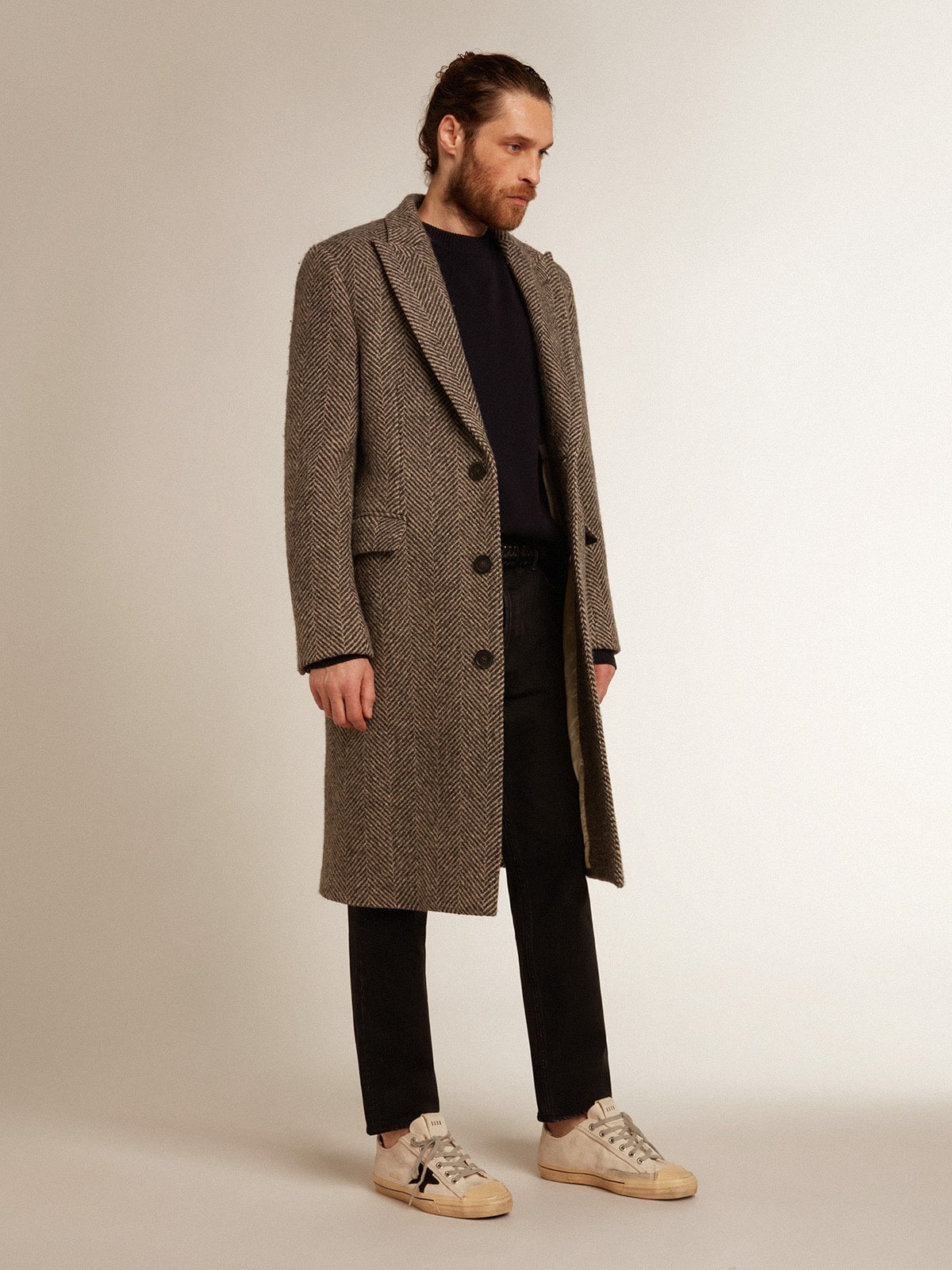 Men's single-breasted wool coat with beige and gray herringbone weave - 3