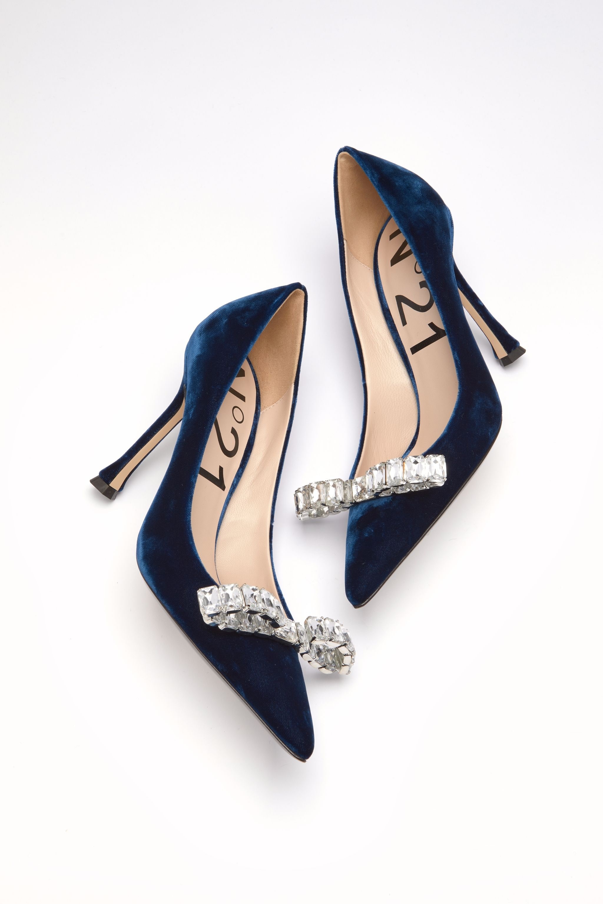 CRYSTAL-EMBELLISHED PUMPS - 4