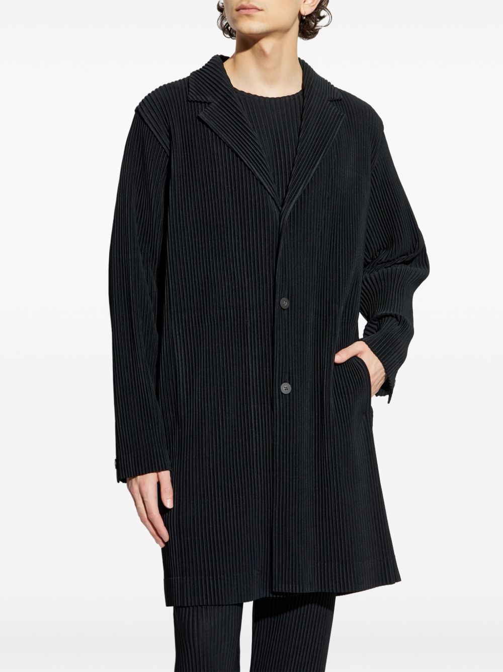 pleated coat - 3