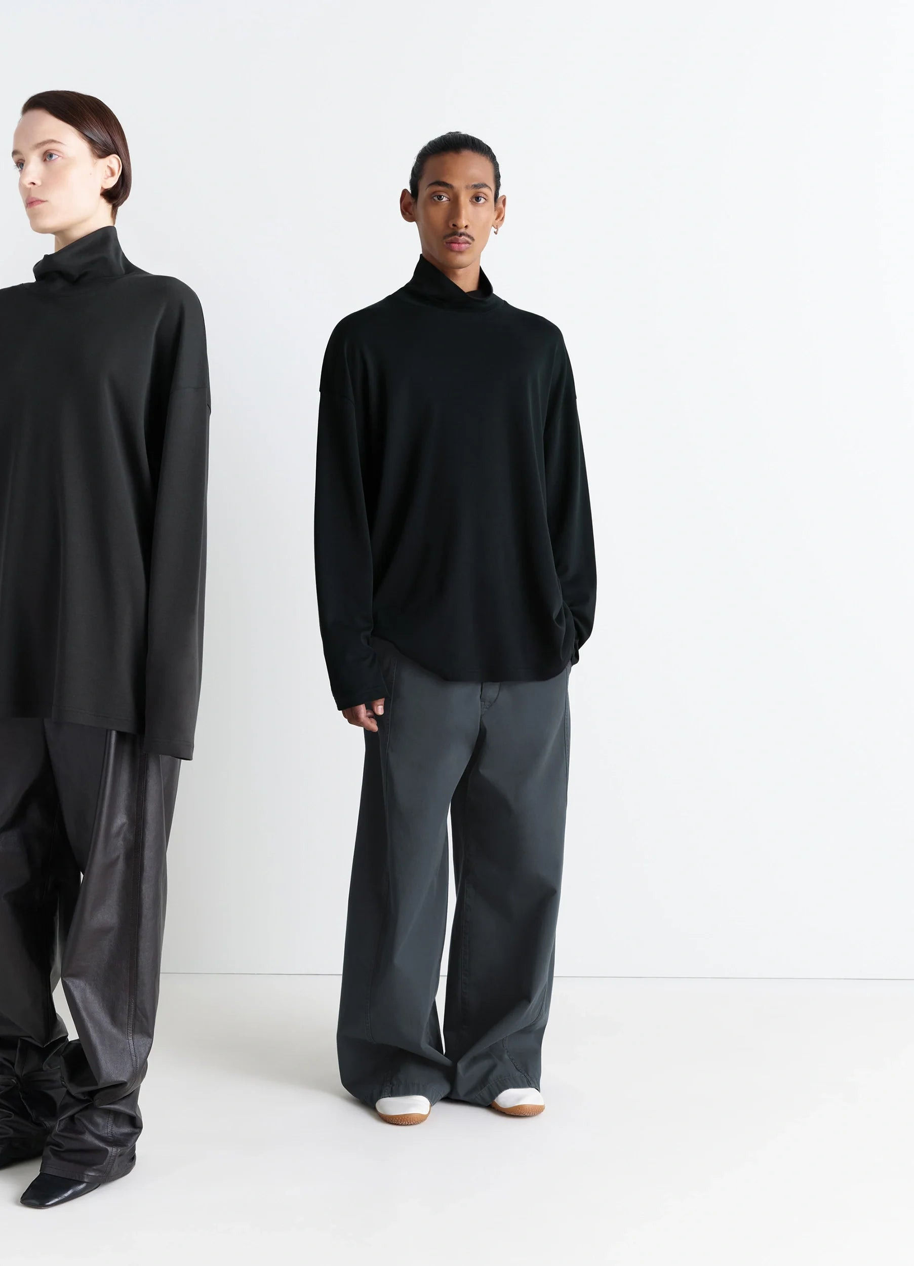RELAXED MOCK NECK T-SHIRT - 2