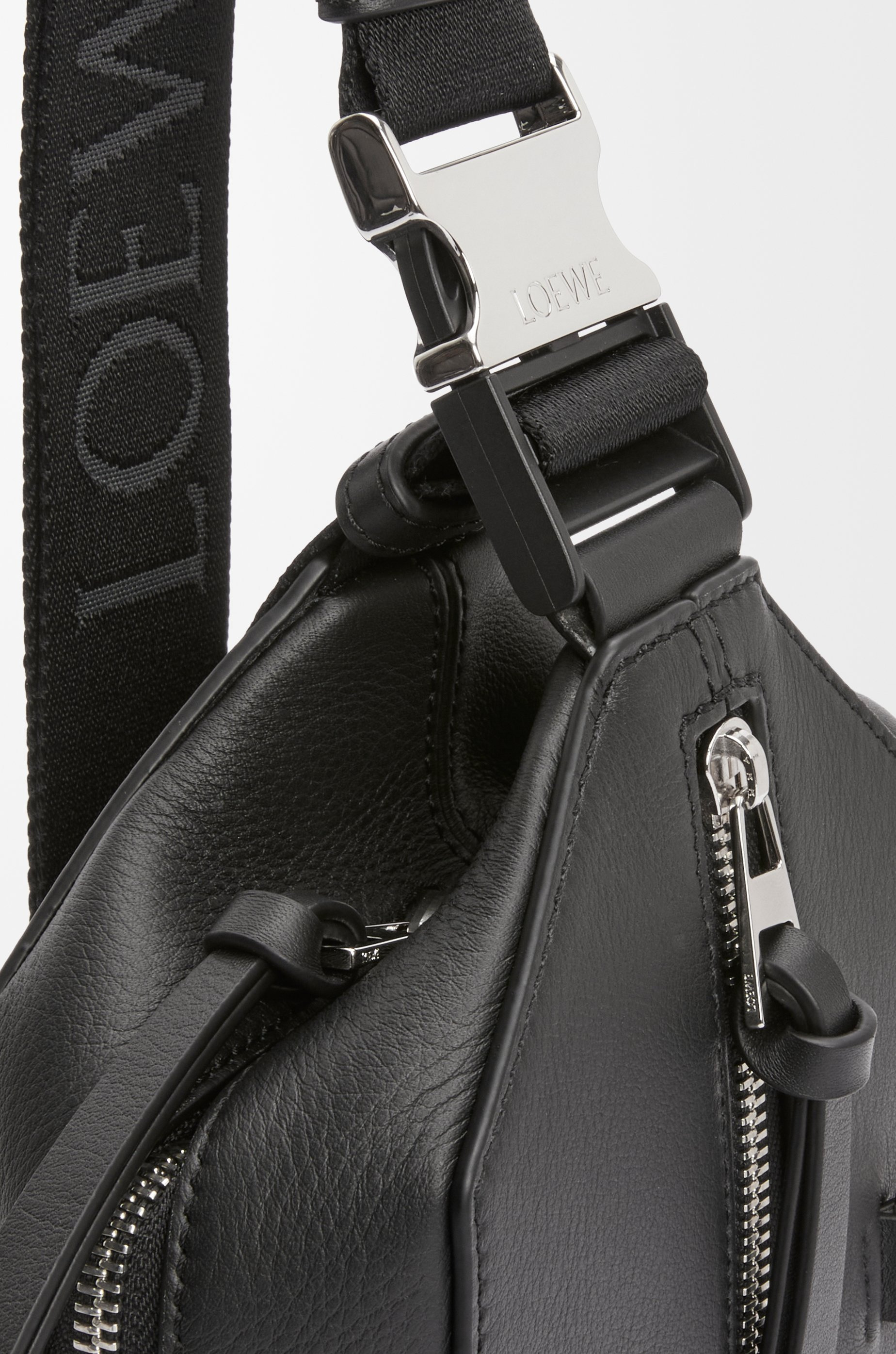 Convertible sling in classic calfskin - 6