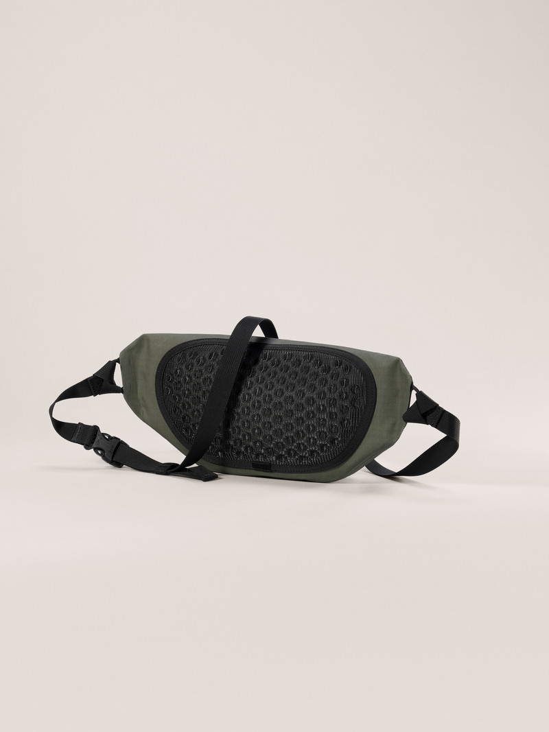 Arc'teryx Granville Crossbody Bag outlook