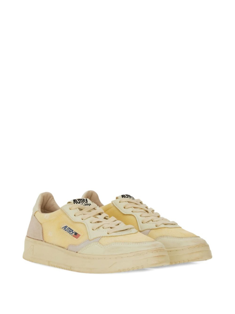 AUTRY panelled low-top sneakers outlook