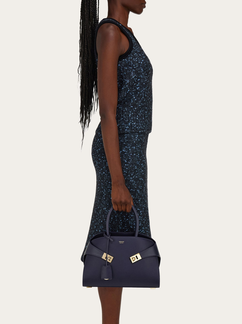 FERRAGAMO Hug handbag (S) outlook