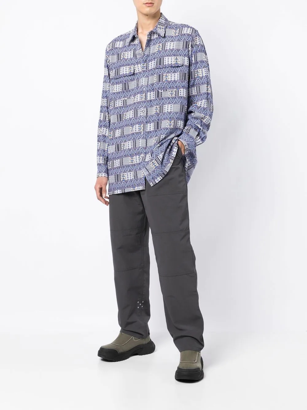geometric-print long-sleeved shirt - 2
