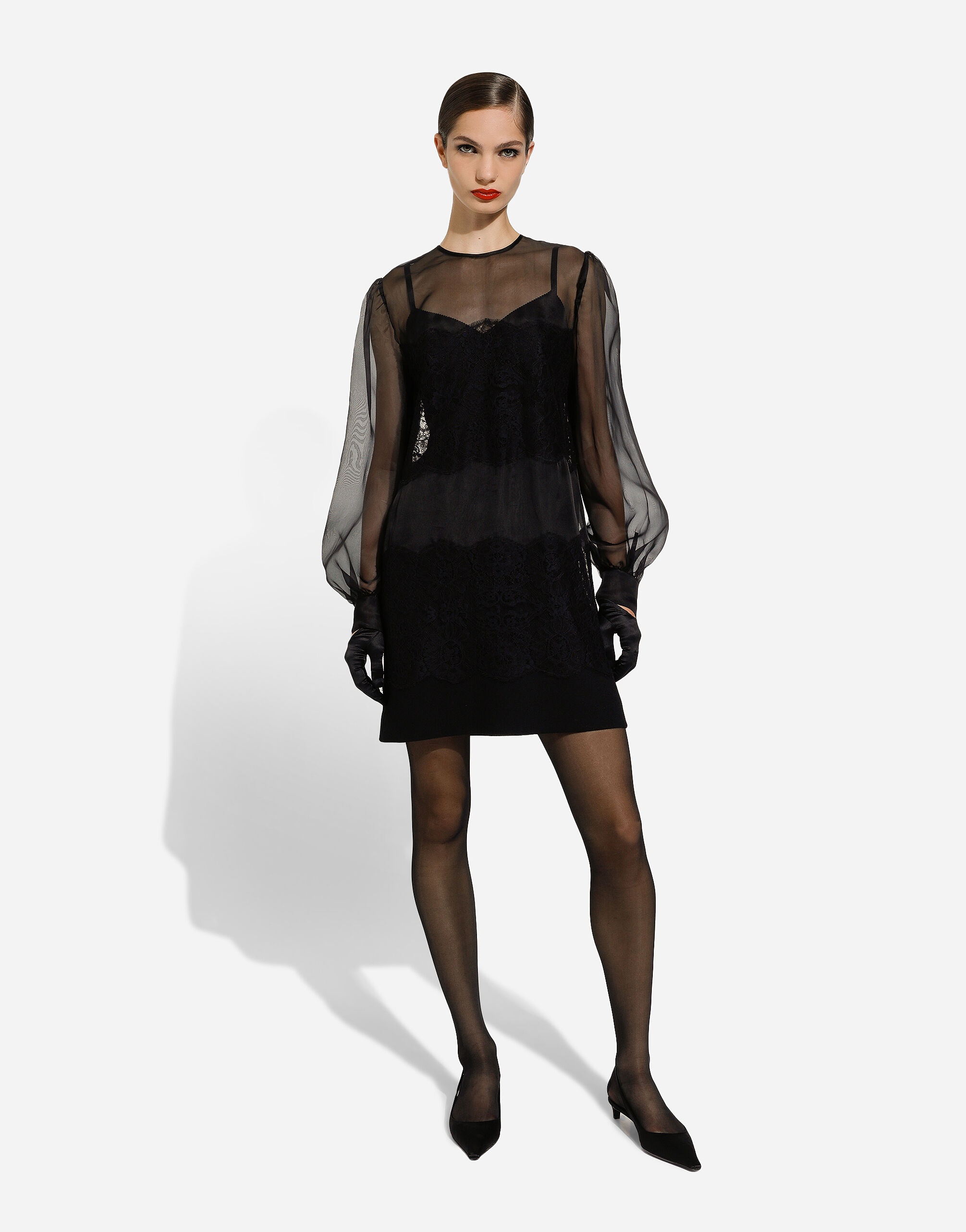 Short organza dress with lace inlay - 3
