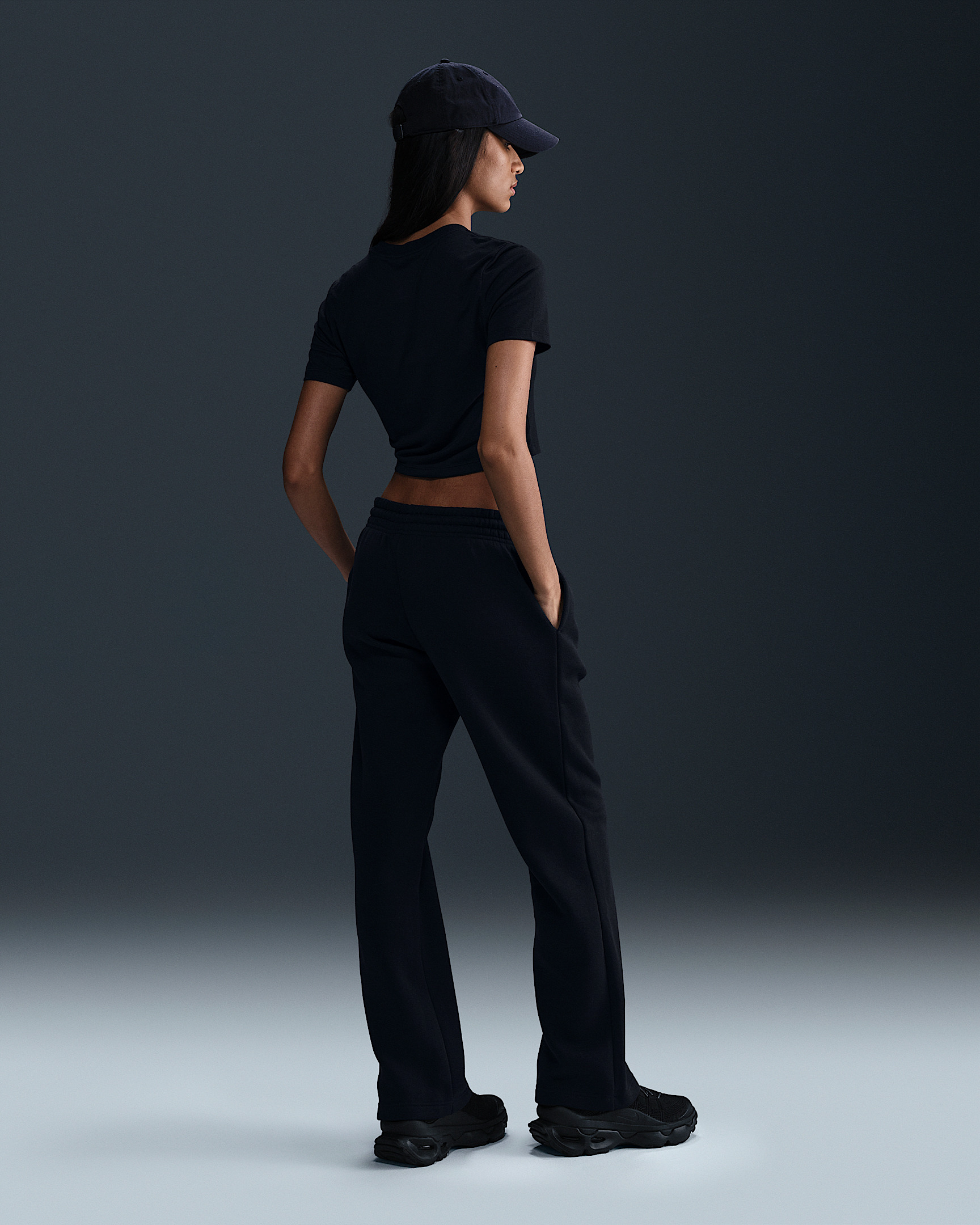 Nike Sportswear Phoenix Fleece Women's Mid-Rise Open-Hem Pants - 4