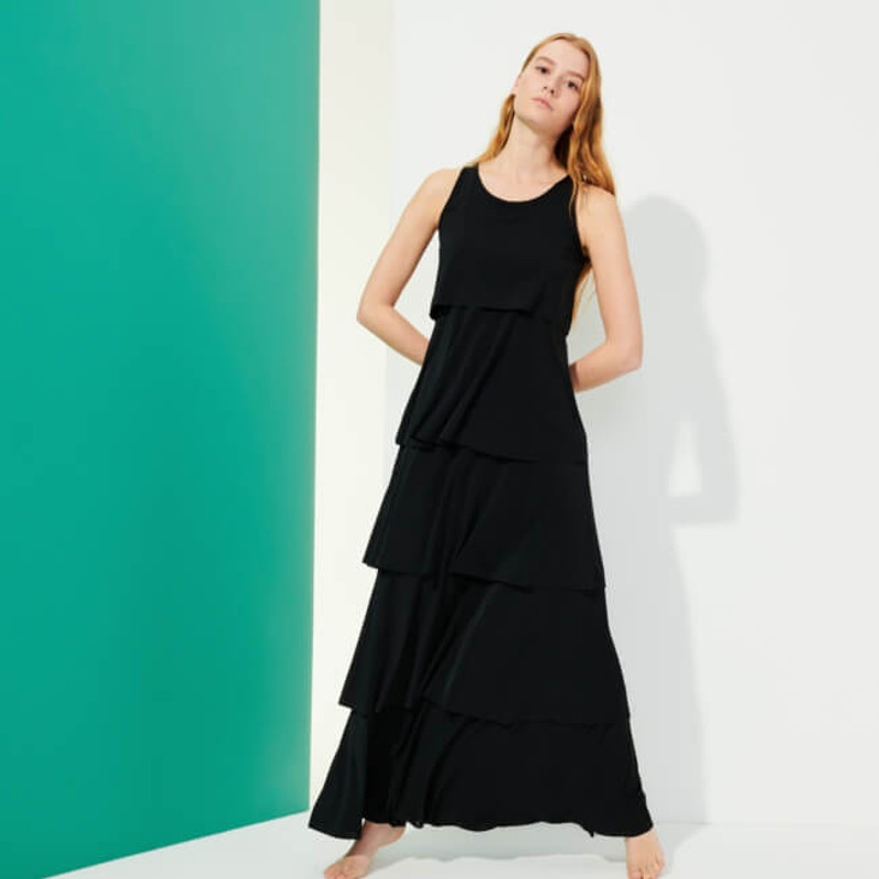 Women Long Frilly Dress Solid 3