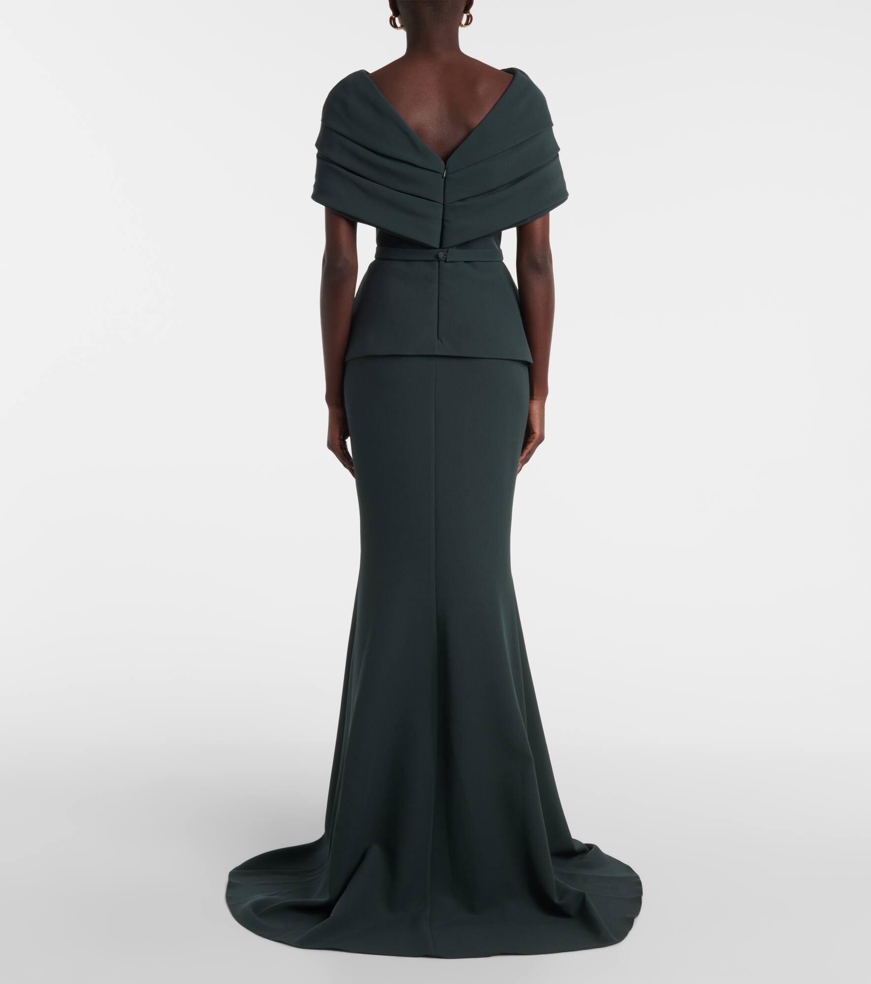 Pleated caped crêpe gown - 3