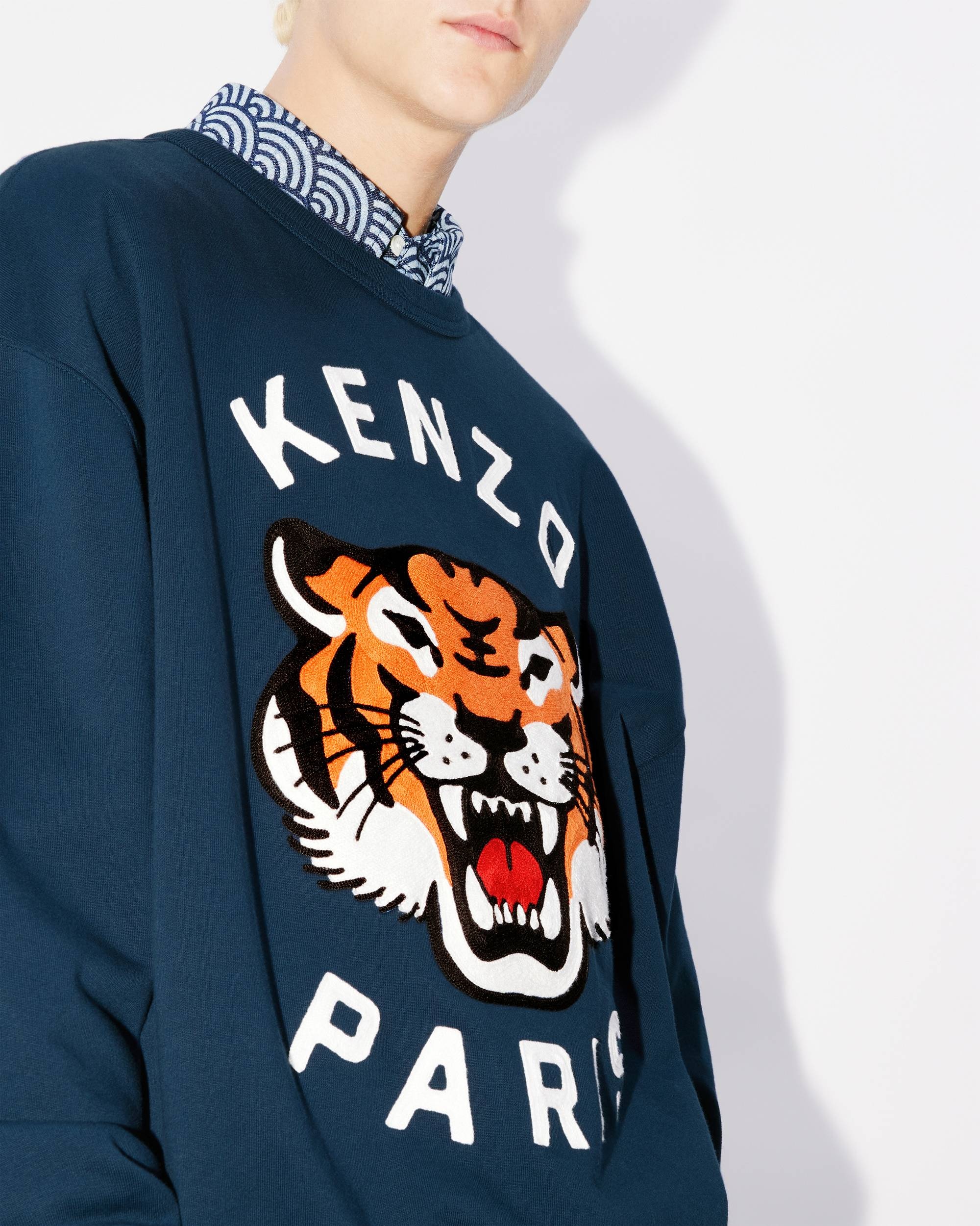 'KENZO Lucky Tiger' embroidered oversized genderless sweatshirt - 12