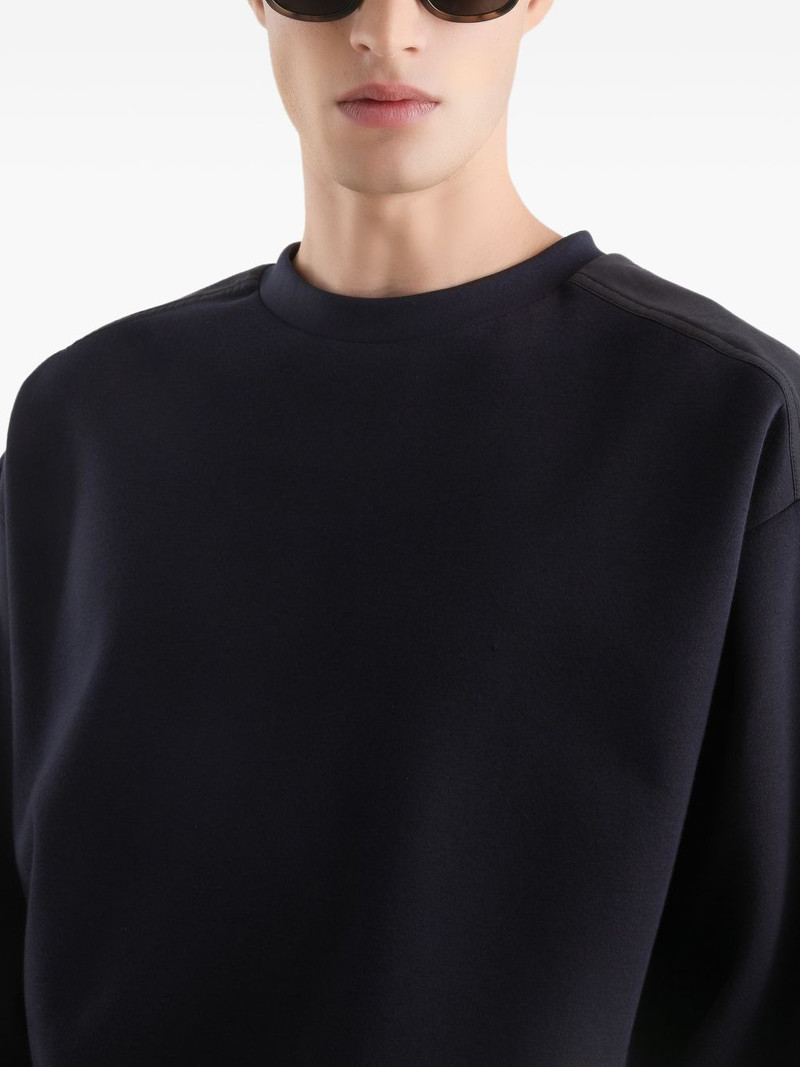 crew neck sweatshirt 5