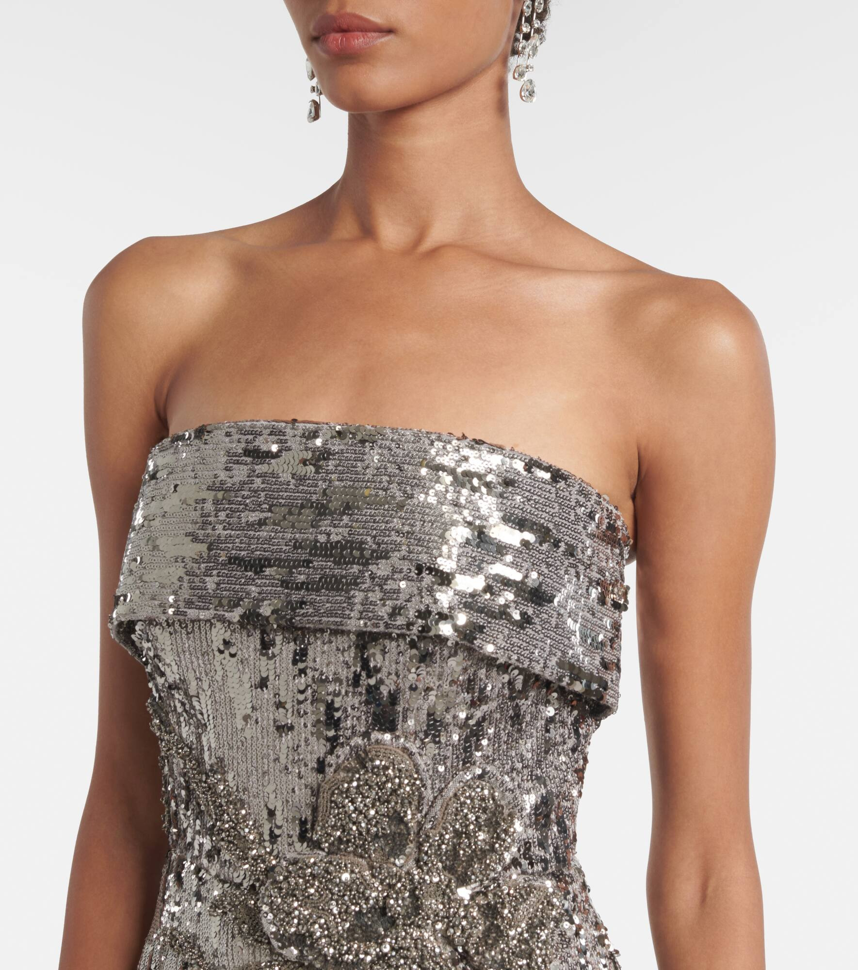 Sequined strapless gown - 4