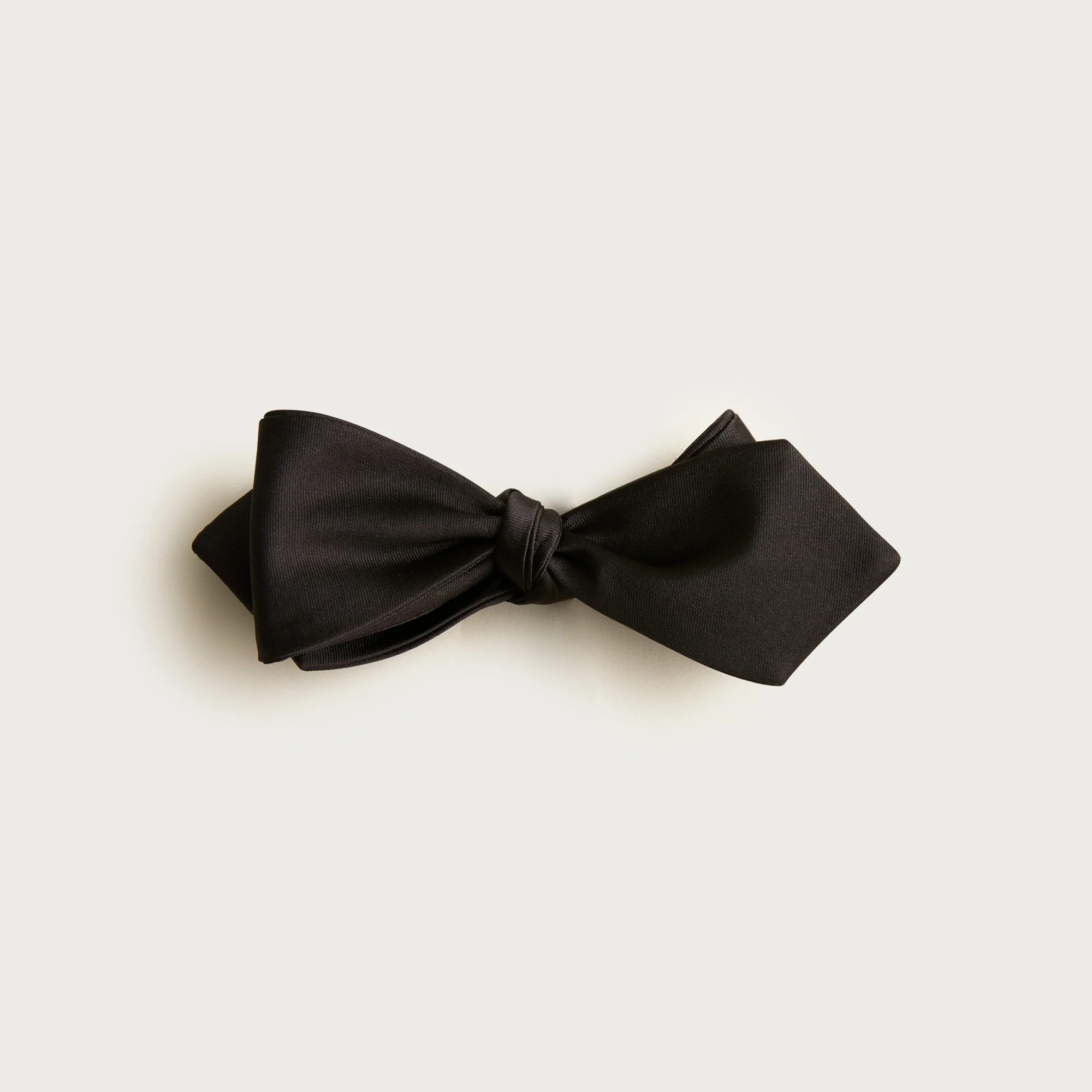English satin point bow tie - 1