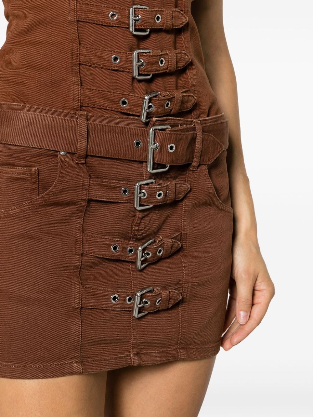 buckle-embellished denim miniskirt - 5