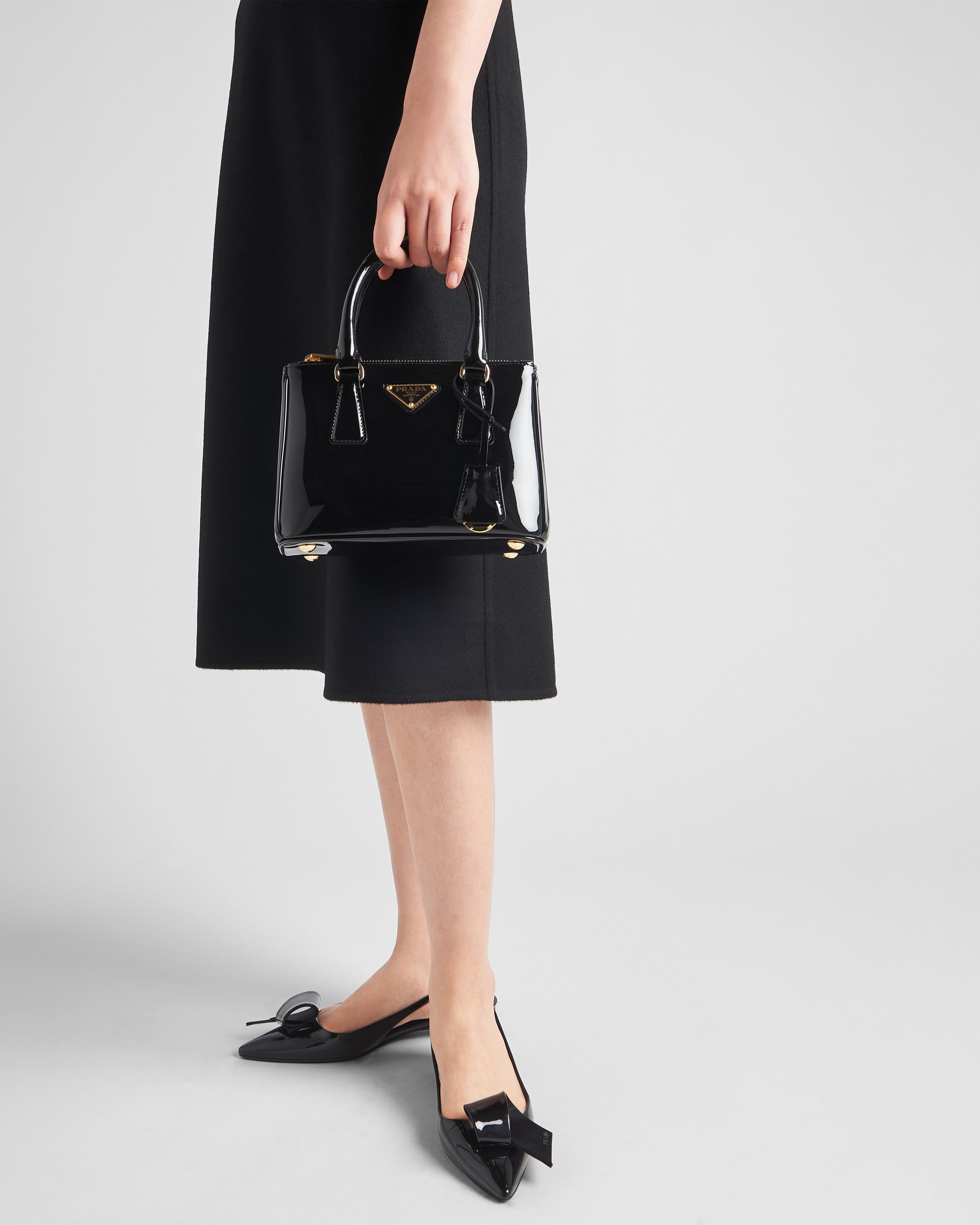 ハンドバッグ Prada Prada Galleria Mini Patent Leather Handbag 0400020330429_BEIGE?wid=600&