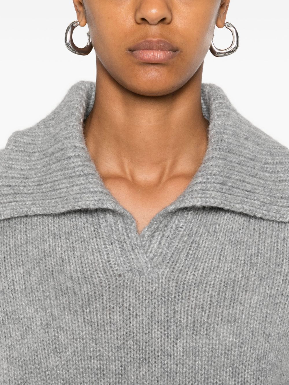 V-neck jumper - 5