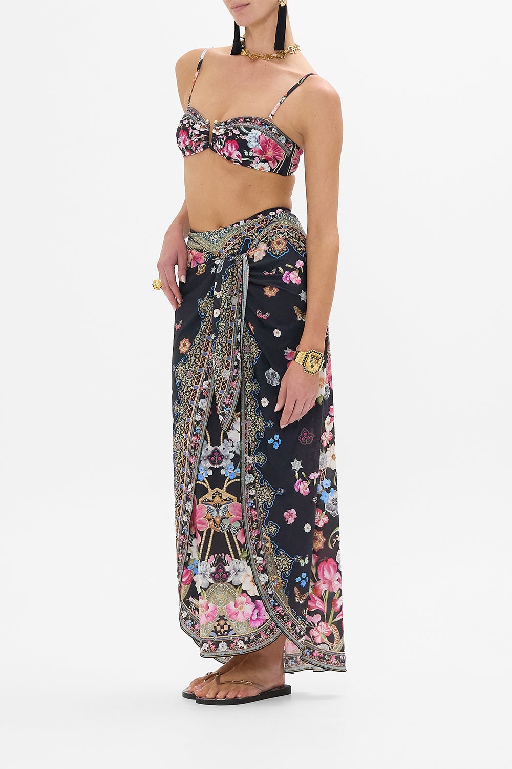 LAYERED LONG SARONG WITH FRONT TIE - 4
