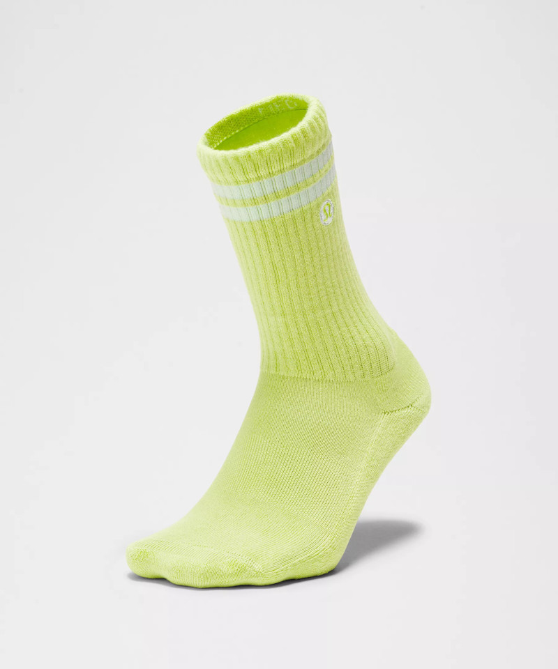 Unisex Daily Essential Crew Socks *Stripe 3