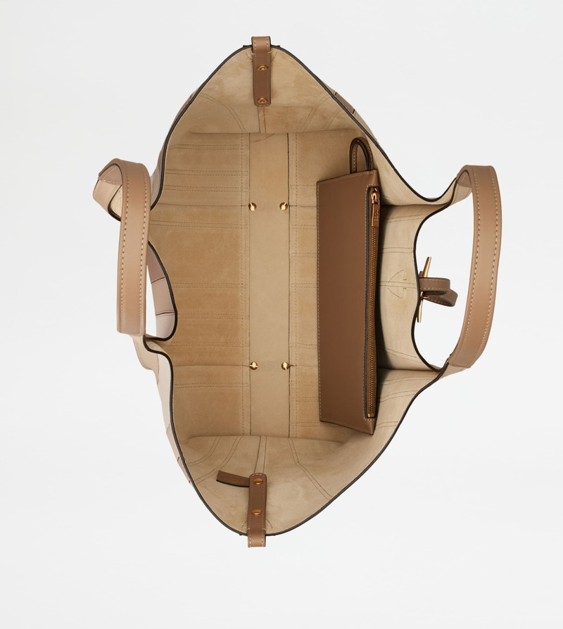 T TIMELESS SHOPPING BAG IN LEATHER MEDIUM - BEIGE, WHITE, NATURAL 4