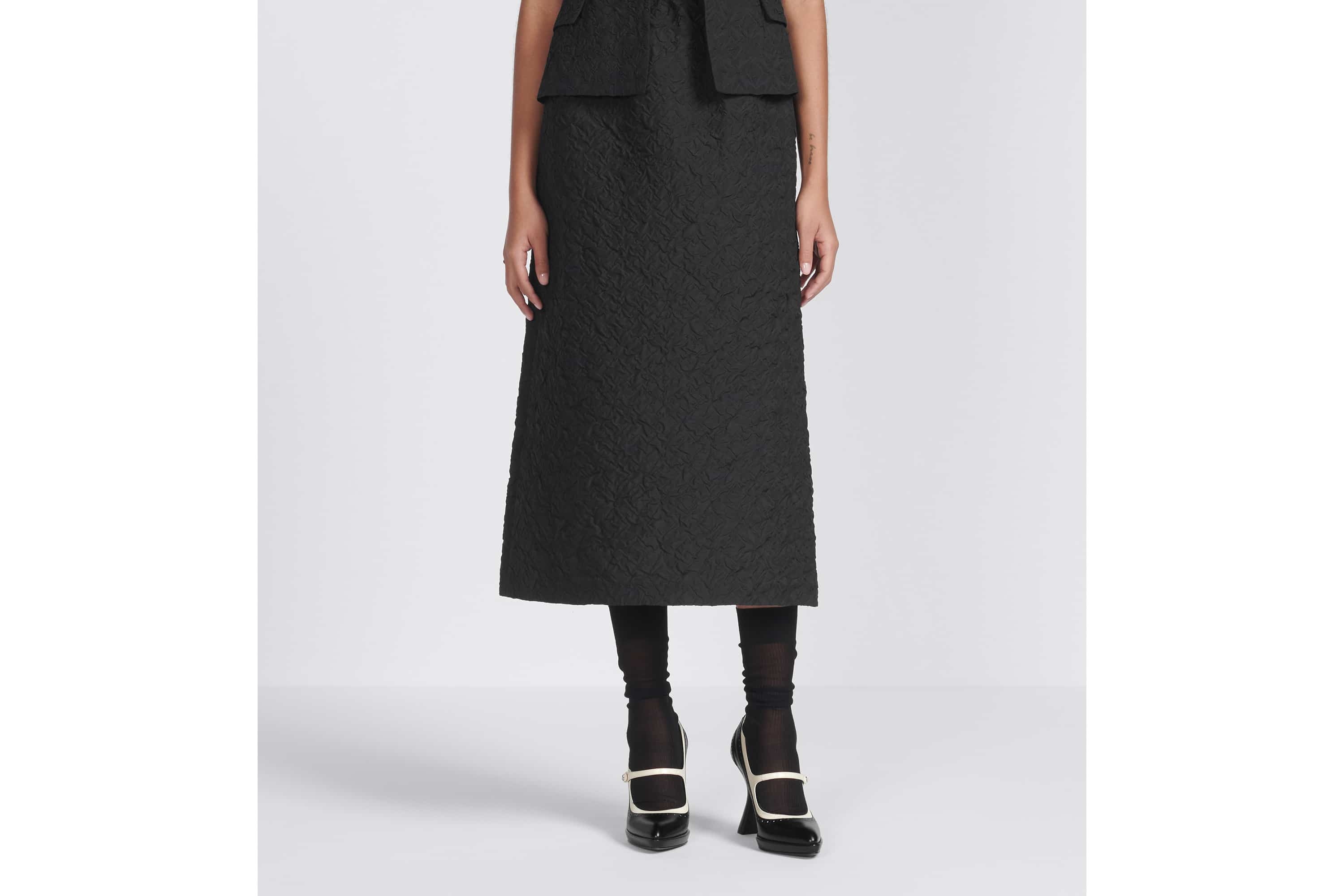 Mid-Length Straight-Cut Skirt - 8