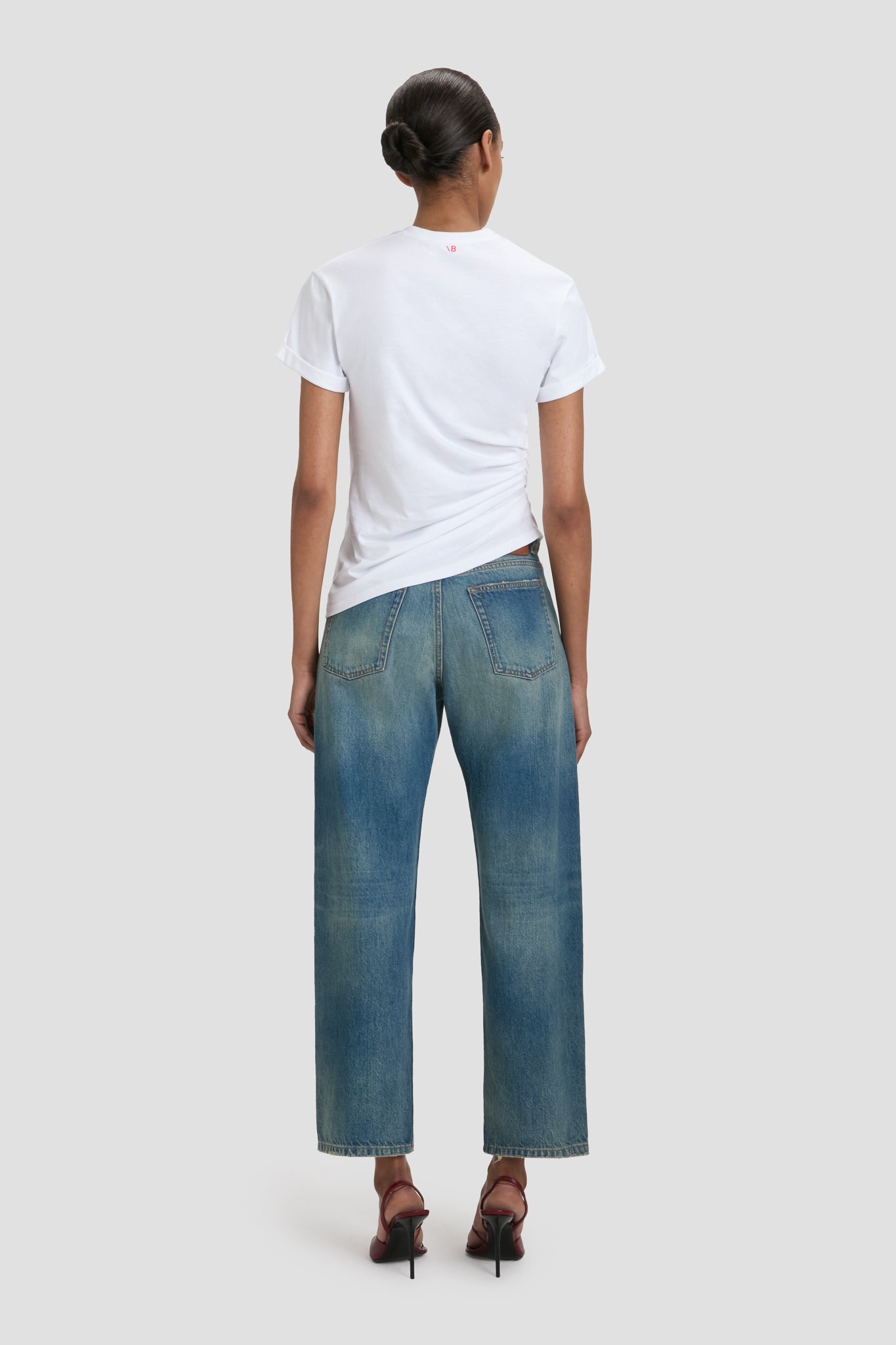 Gathered Detail T-Shirt In White - 4