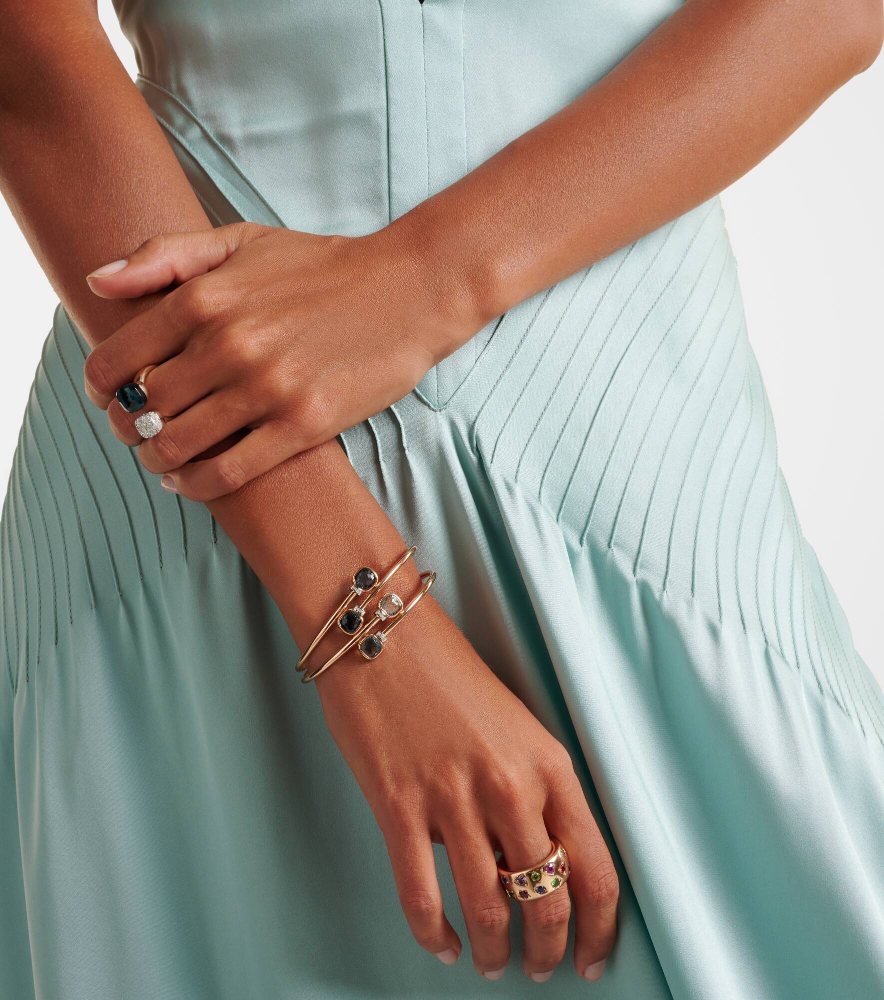 Nudo 18kt gold bangle with topazes and diamonds - 2