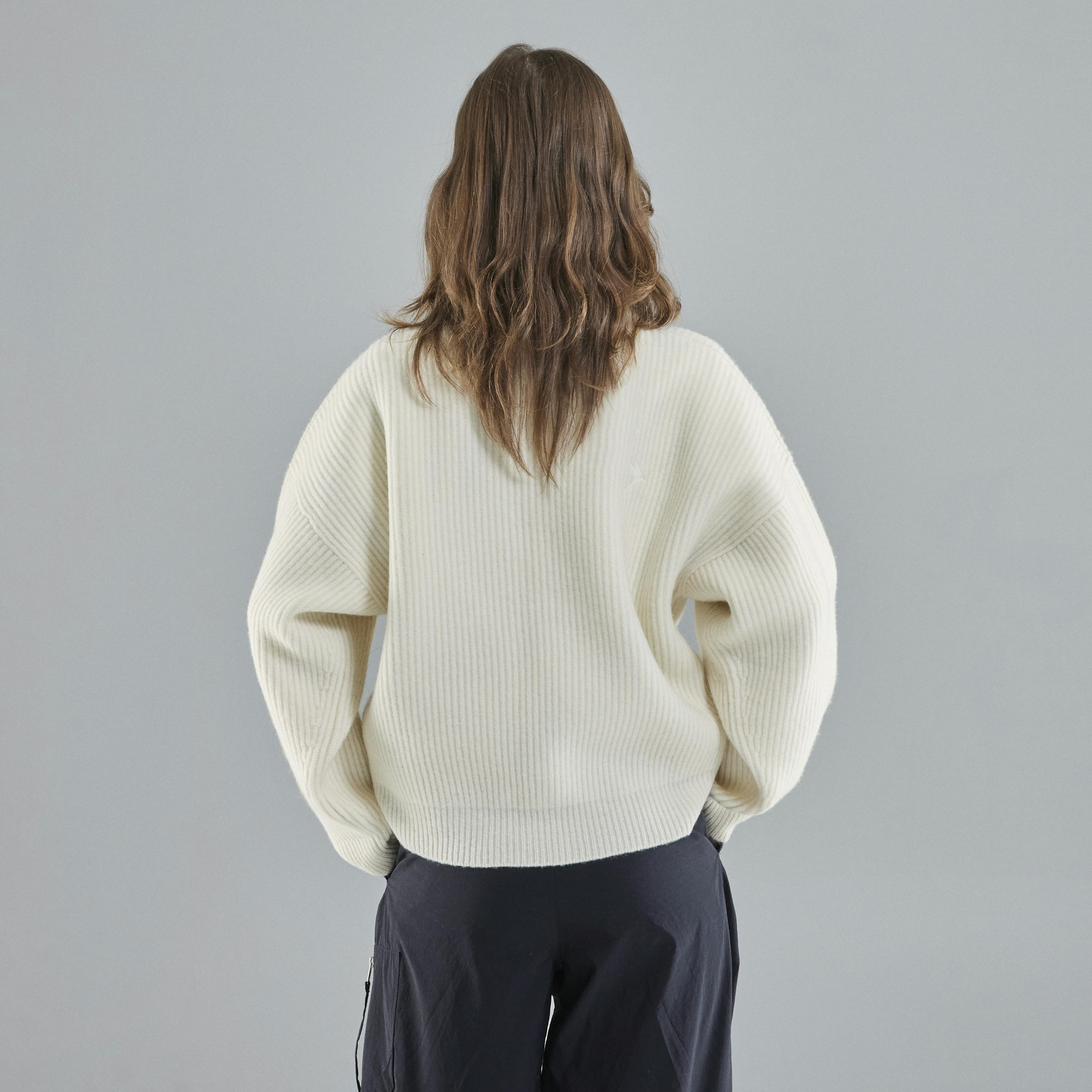 Vonarstræti Wool Sweater (Unisex) - 14