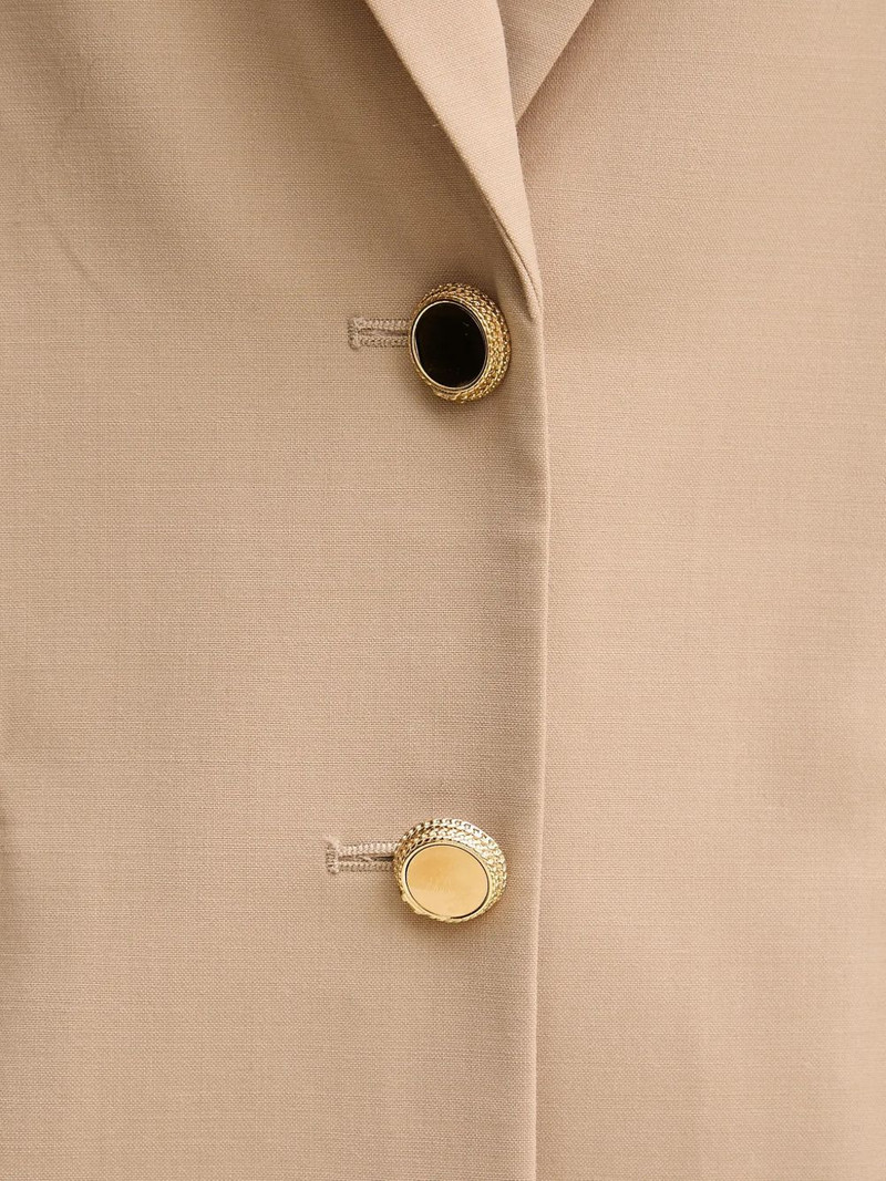 buttoned blazer 5