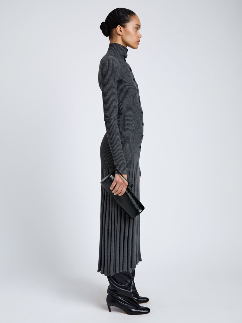 Silo Clutch in Shiny Calf 2