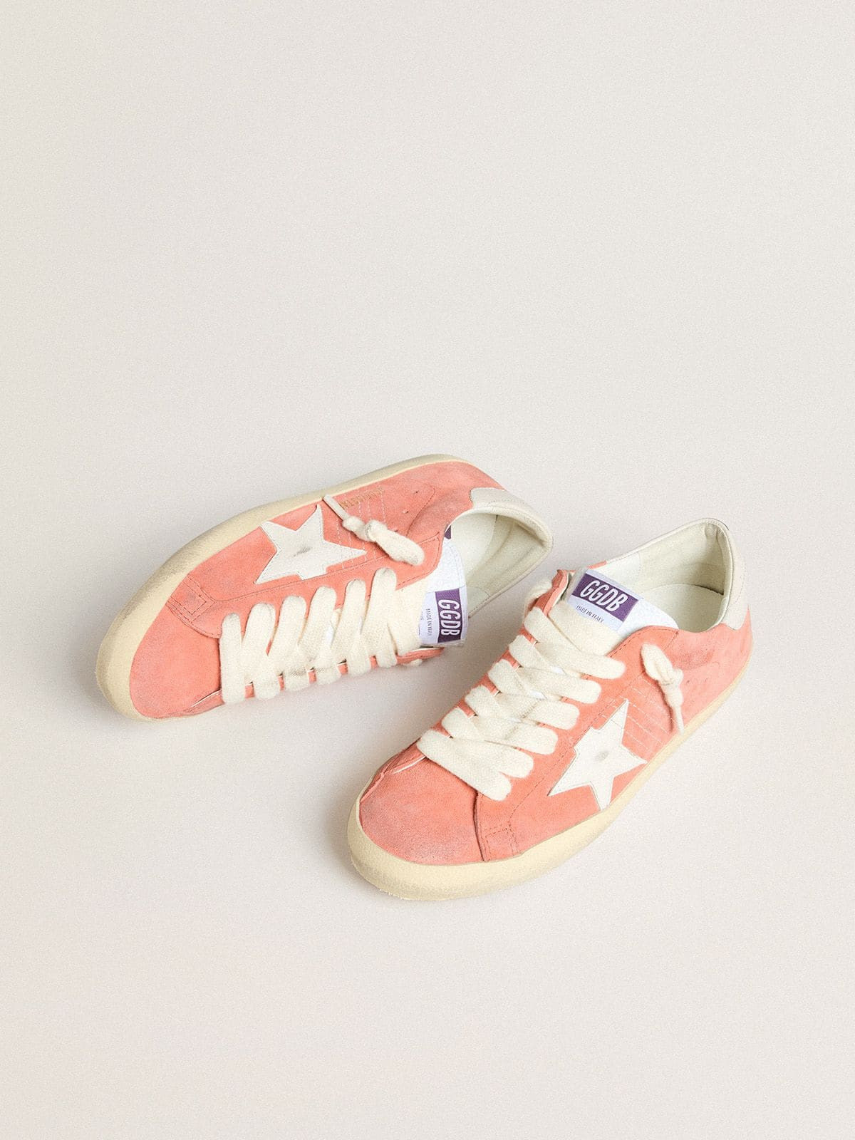 Men’s Super-Star in coral suede with white leather star and heel tab - 2