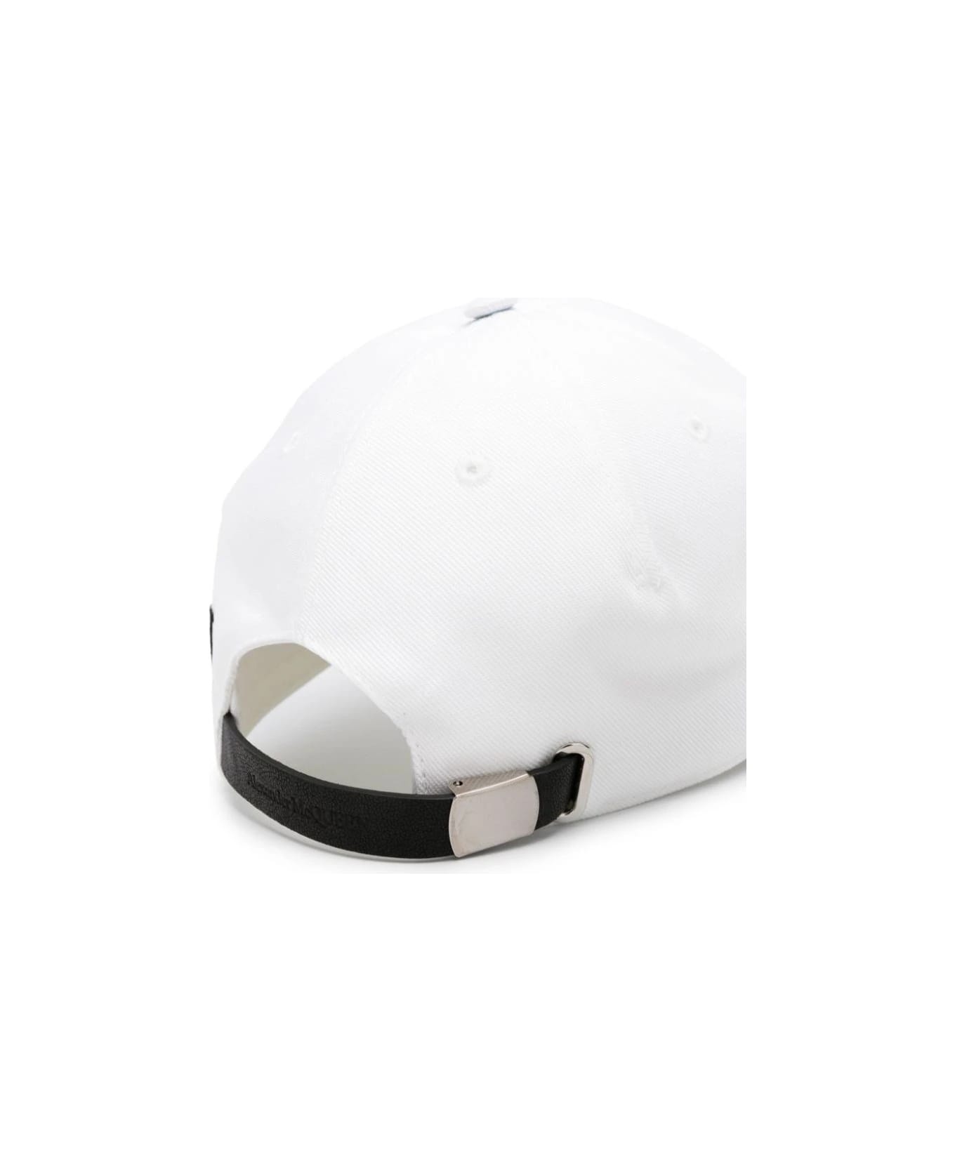 White Baseball Hat With Mcqueen Embroidery - 2
