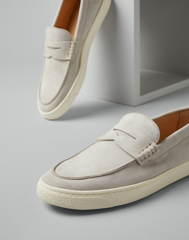 Suede loafer sneakers with natural rubber sole 3