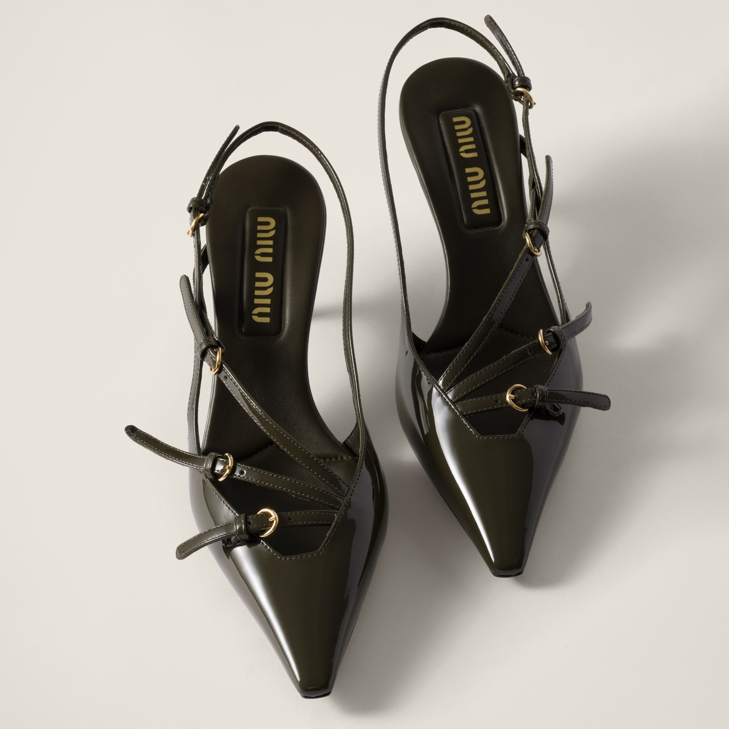Patent leather slingbacks with buckles - 4