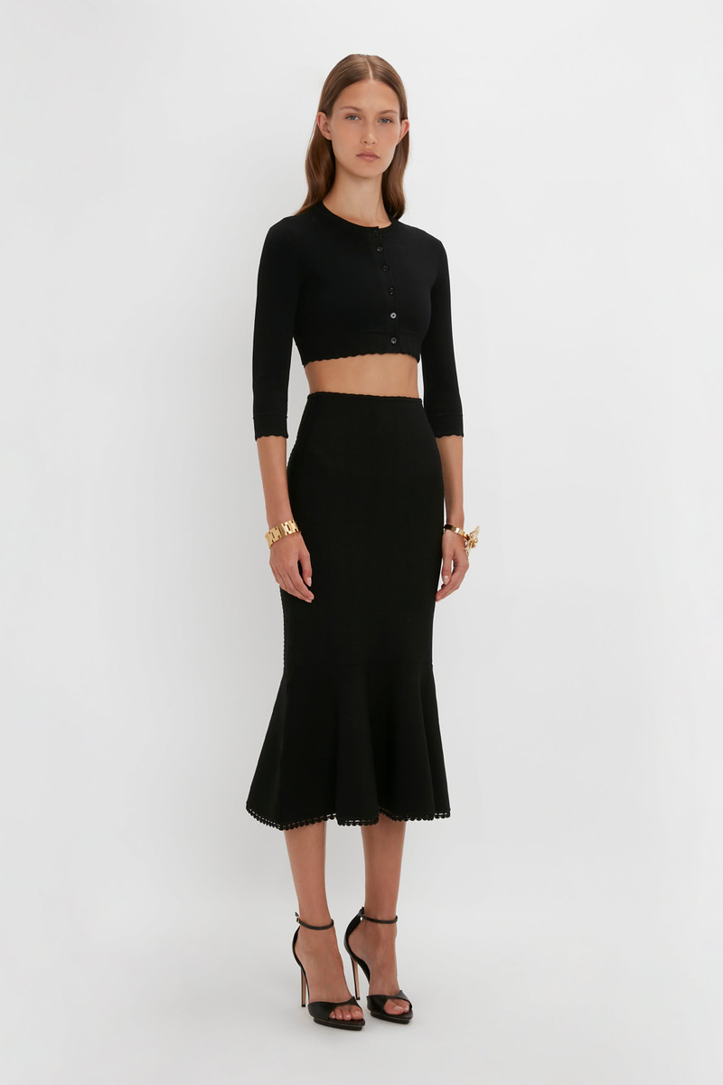 VB Body Cropped Cardigan In Black 3