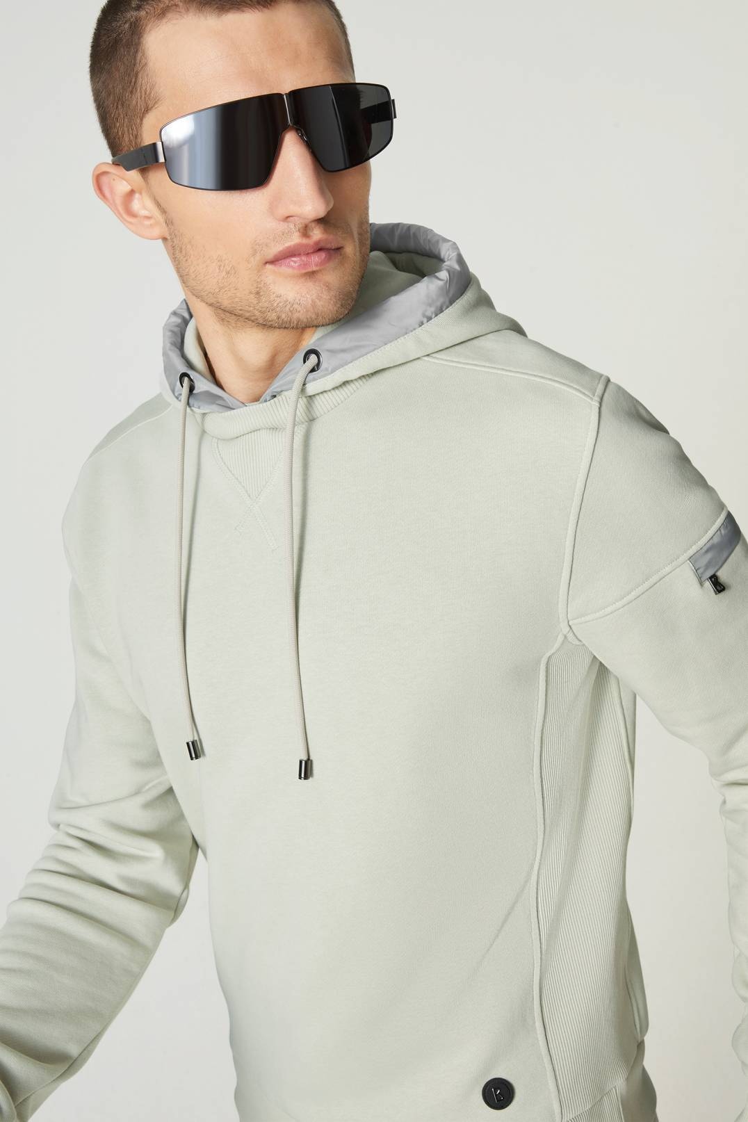 BLAZE SWEATSHIRT HOODIE IN LIME GREEN - 4