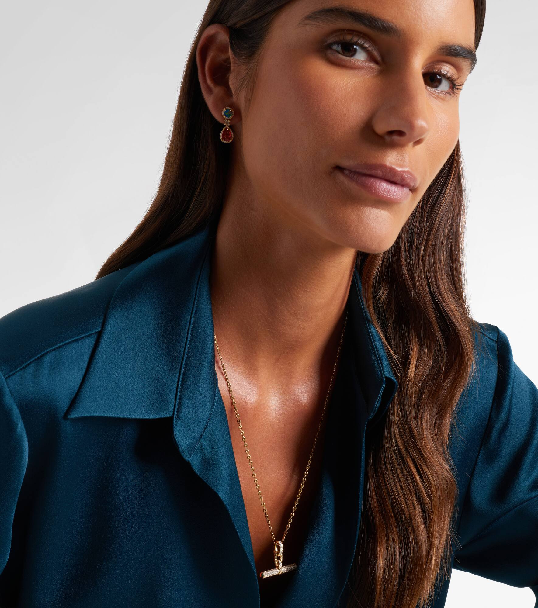 Madison 18kt gold pendant with diamond - 3