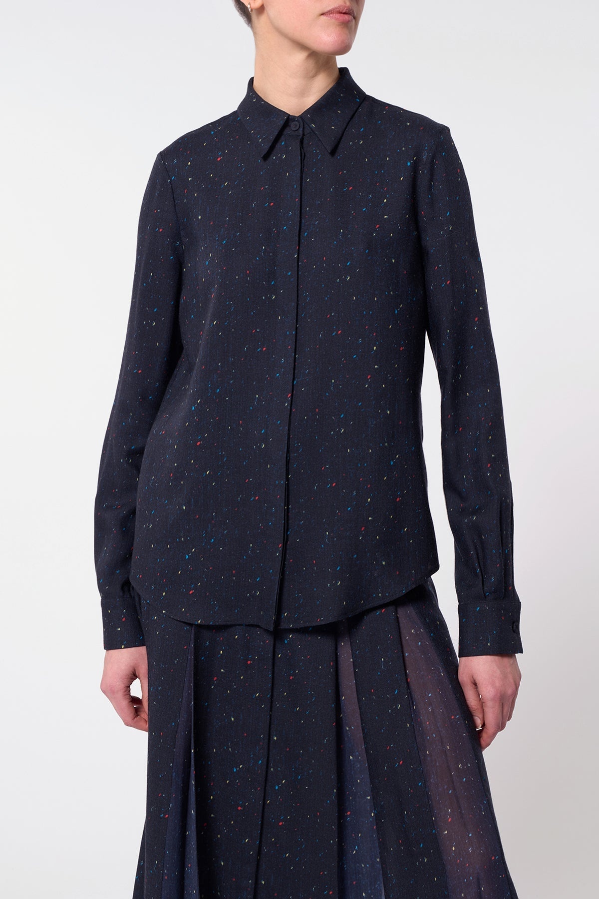 Henri Blouse in Dark Navy Multi Printed Wool - 5