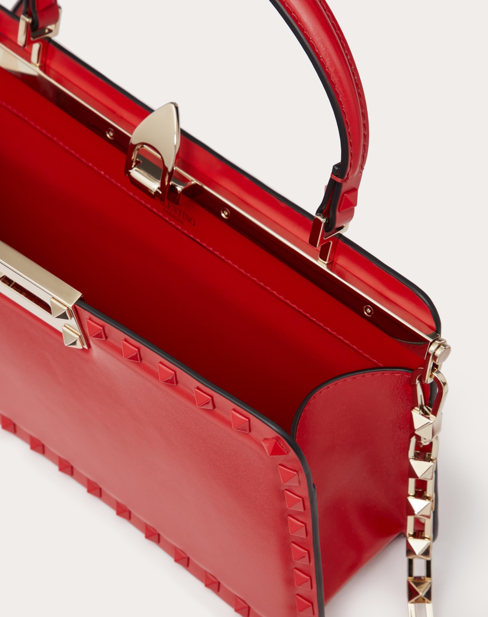 ROCKSTUD CALFSKIN HANDBAG - 7