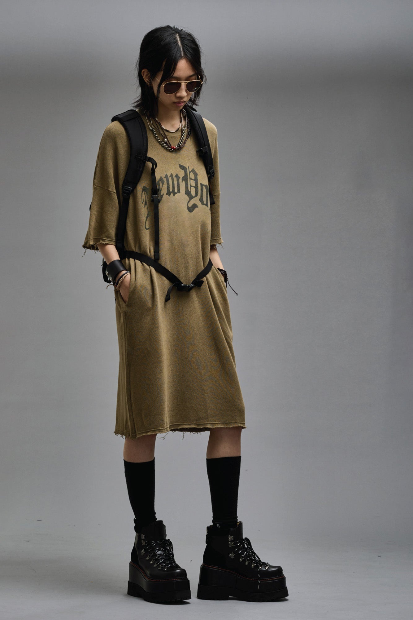 ELONGATED SHIRTDRESS - OLIVE - 1