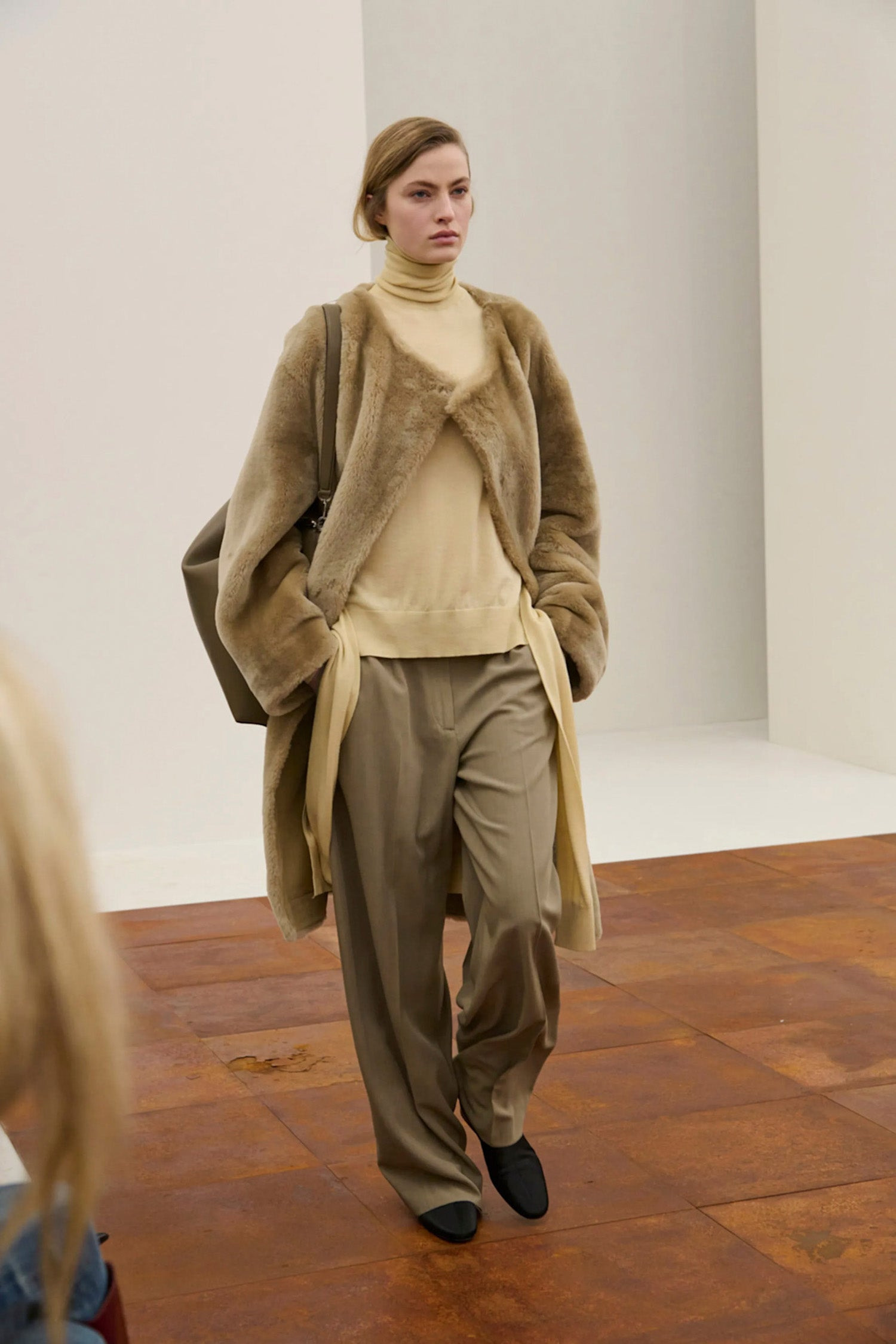 Wide Fluid Trousers - 5