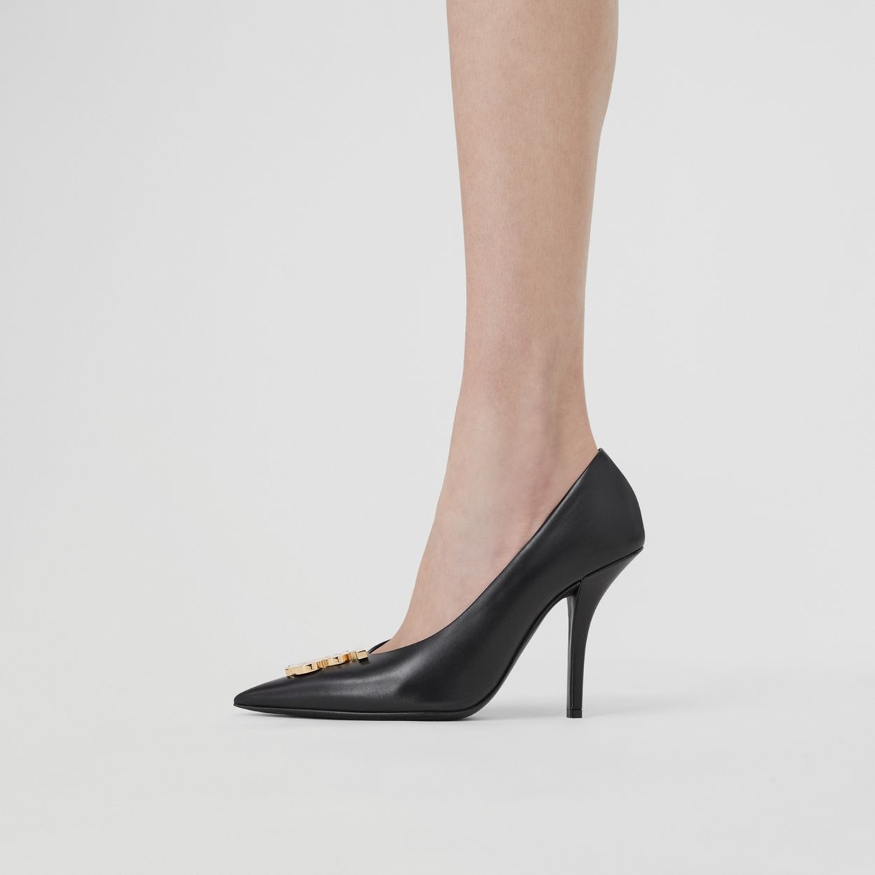 Monogram Motif Point-toe Pumps - 4