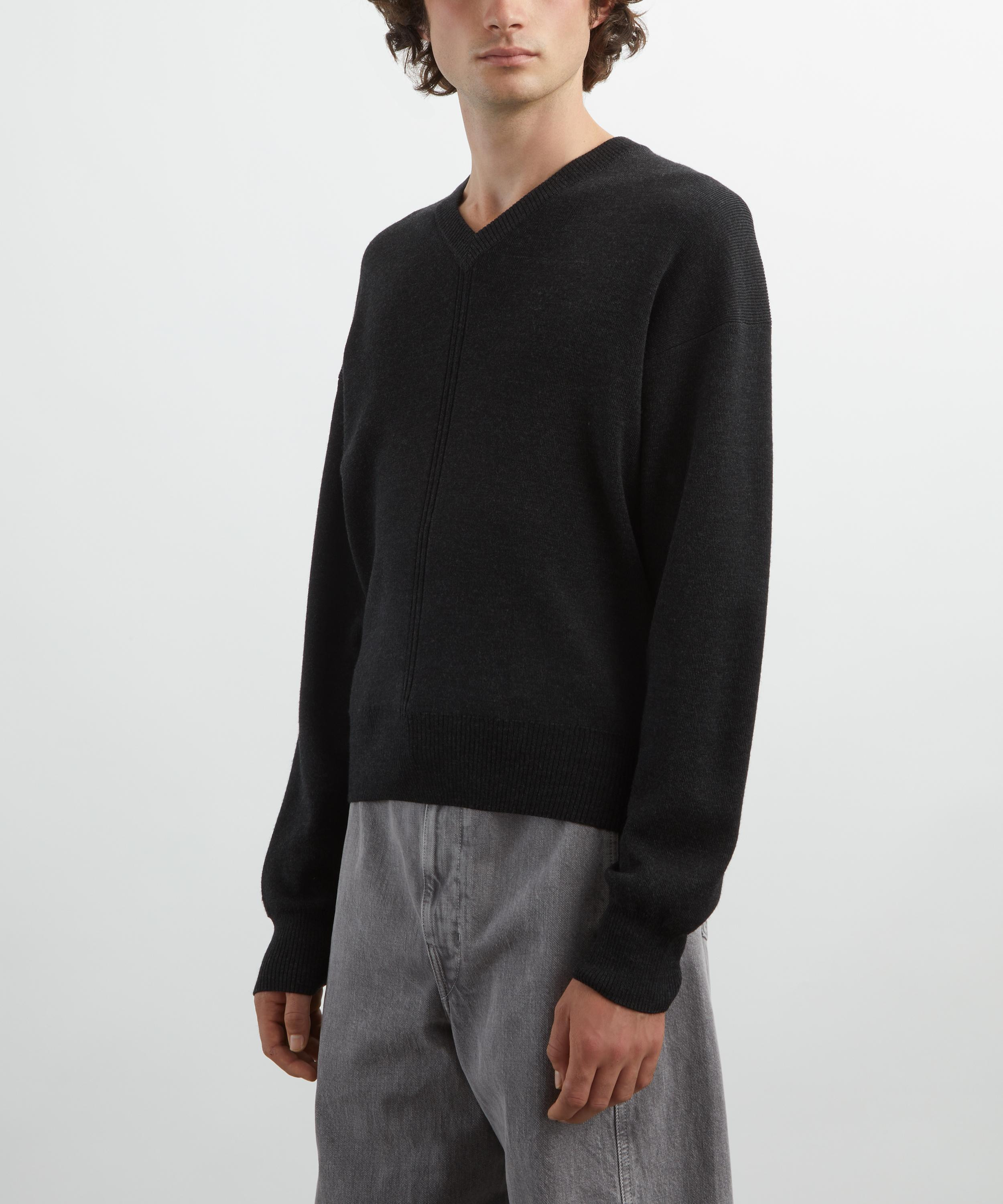 Boxy V-Neck Jumper - 3