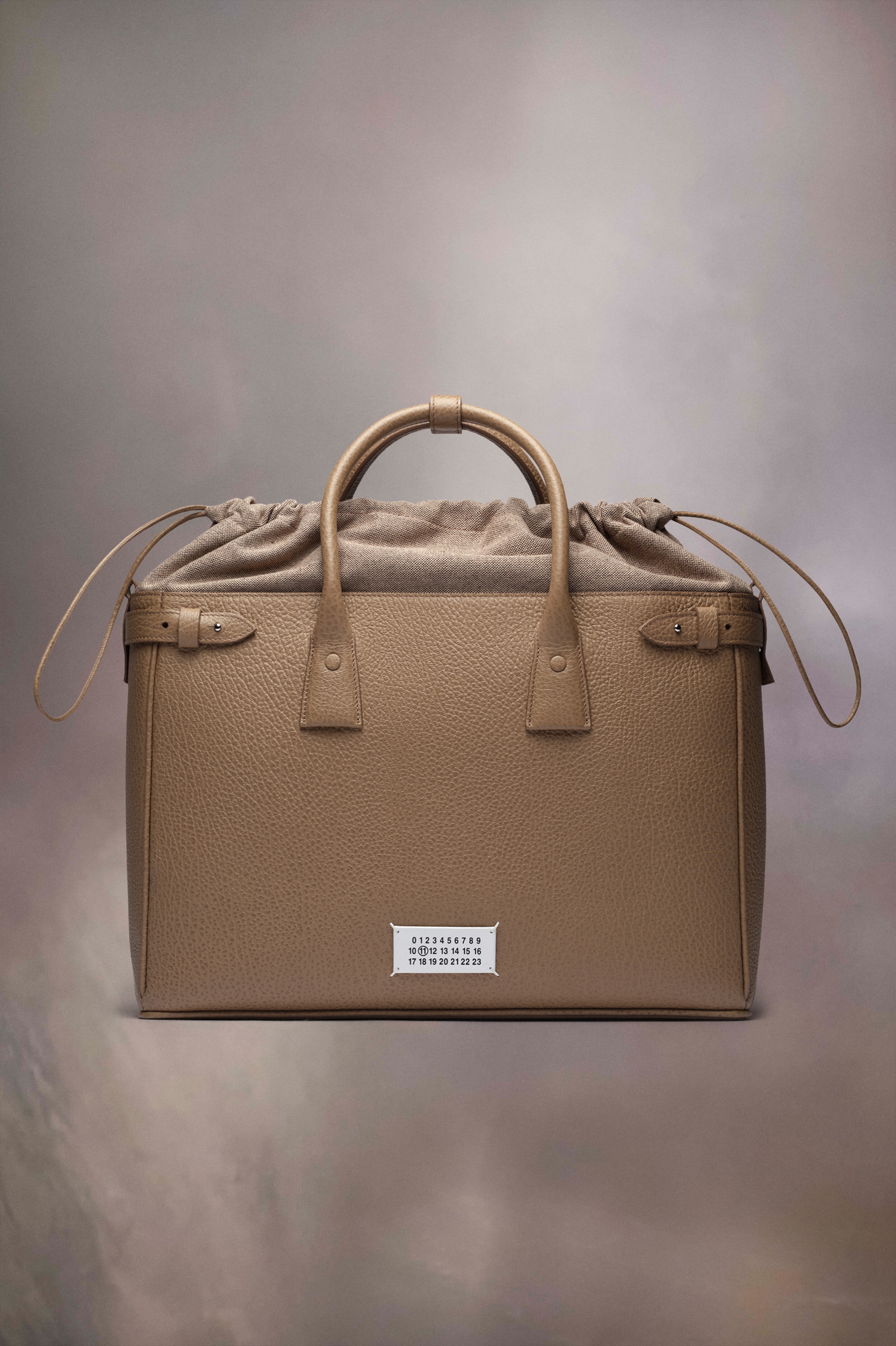 Maison Margiela 5AC document holder | REVERSIBLE