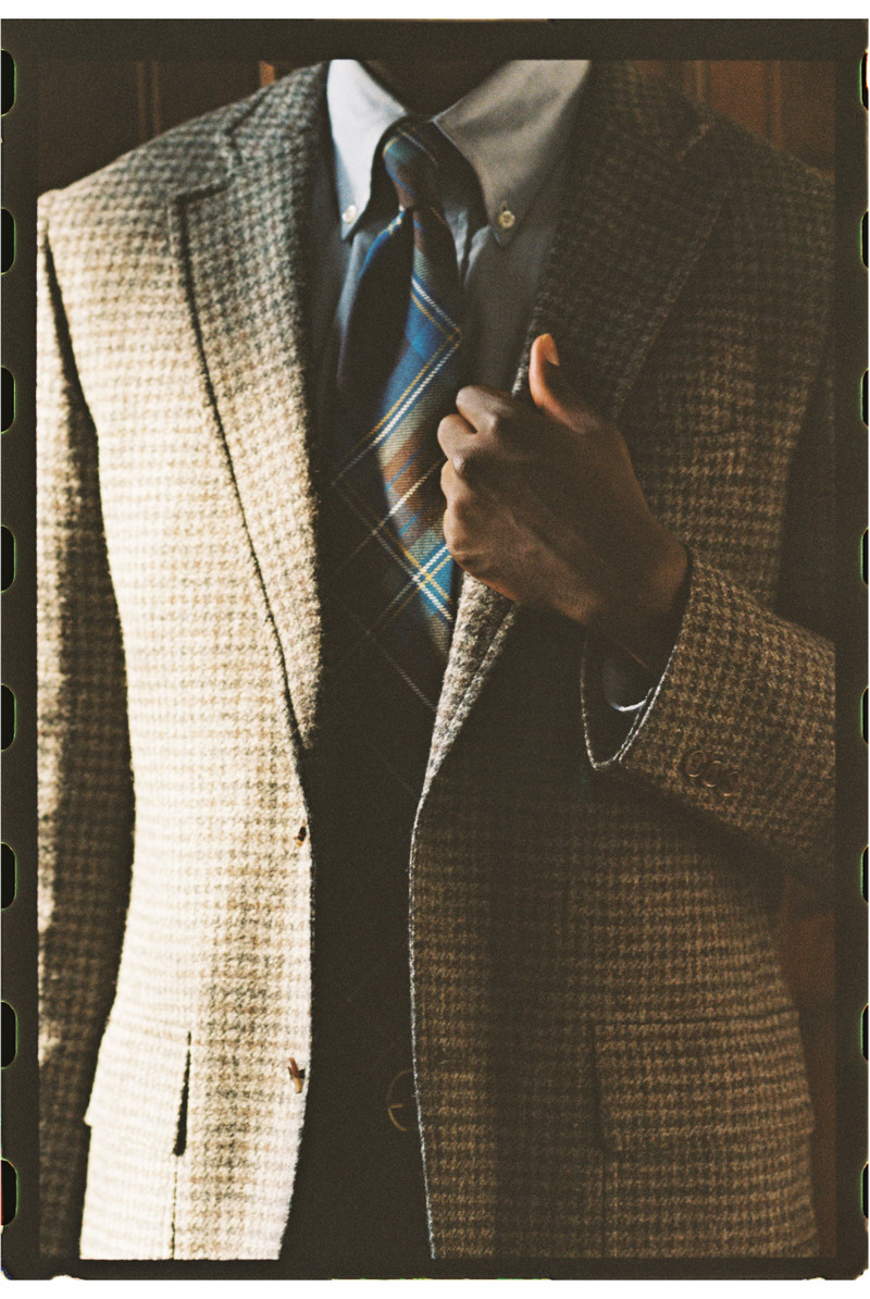 J. PRESS MADE-IN-ENGLAND HOLYROOD TARTAN WOOL TIE outlook