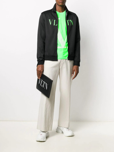 Valentino neon signature VLOGO T-shirt outlook