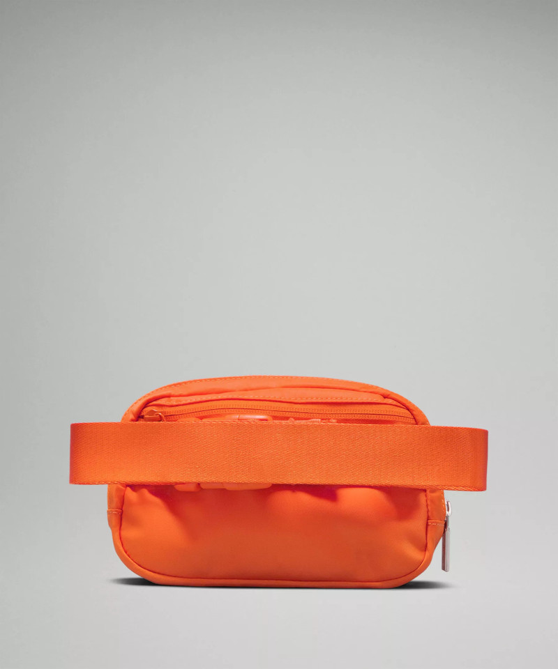 Everywhere Belt Bag 1L 3