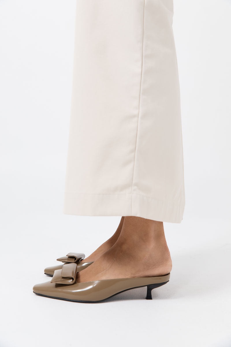 Petit Pouch Heel - Oak - 4